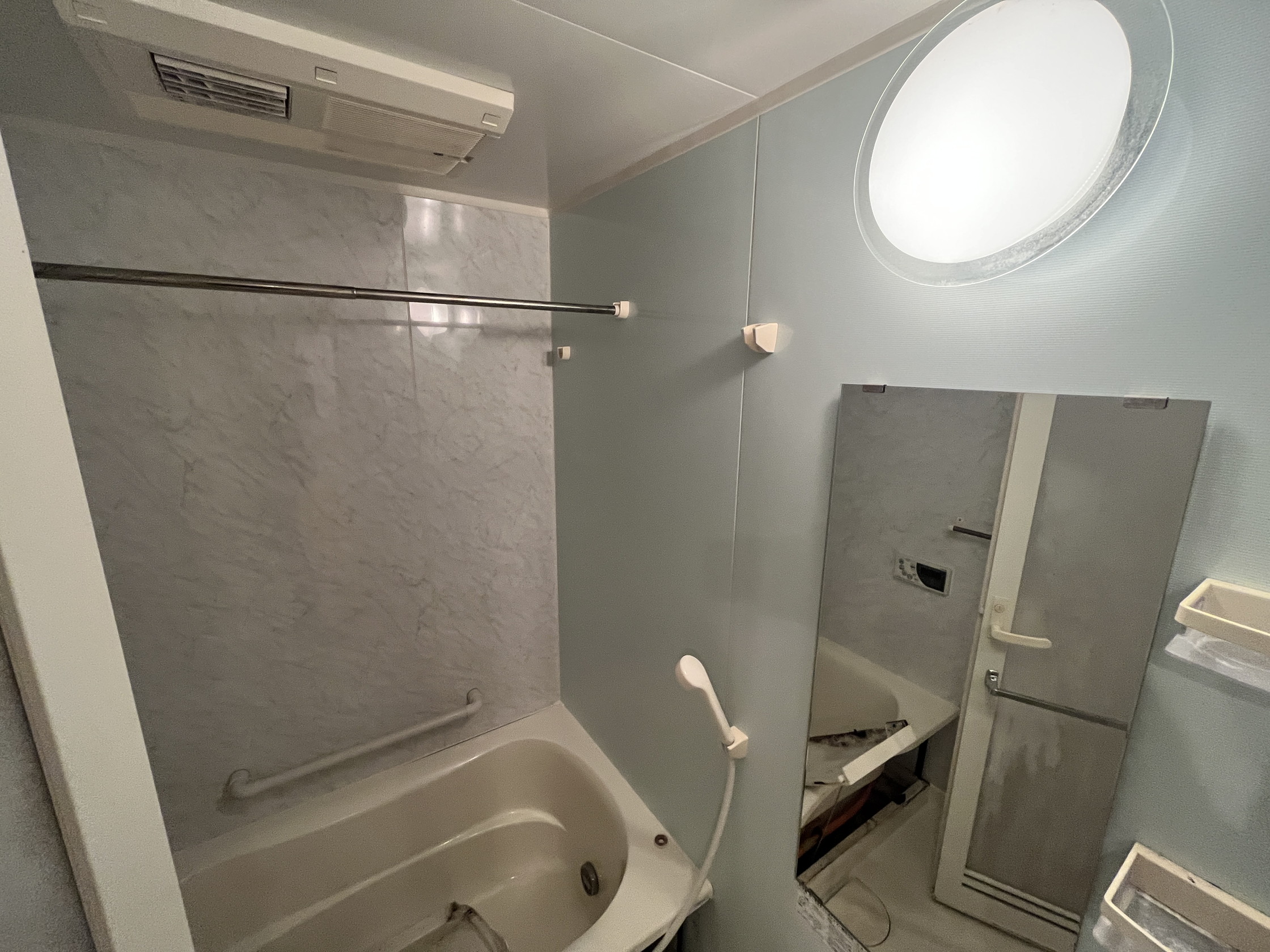 シャワールーム