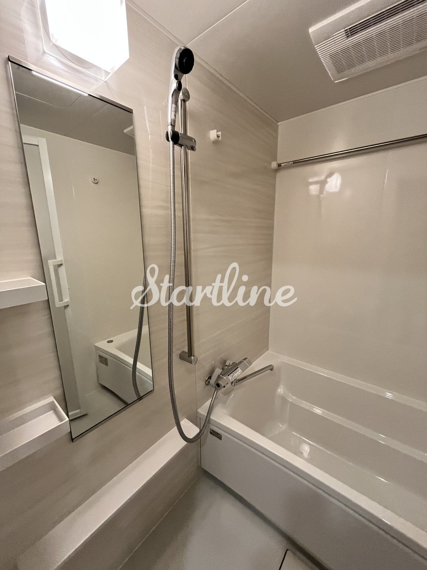 シャワールーム