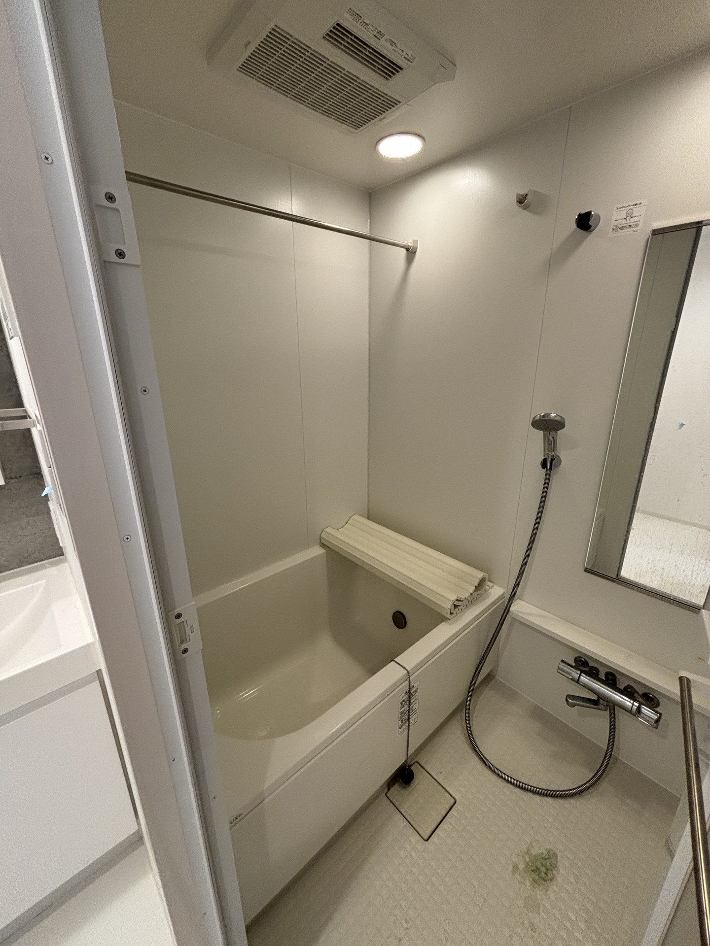 シャワールーム