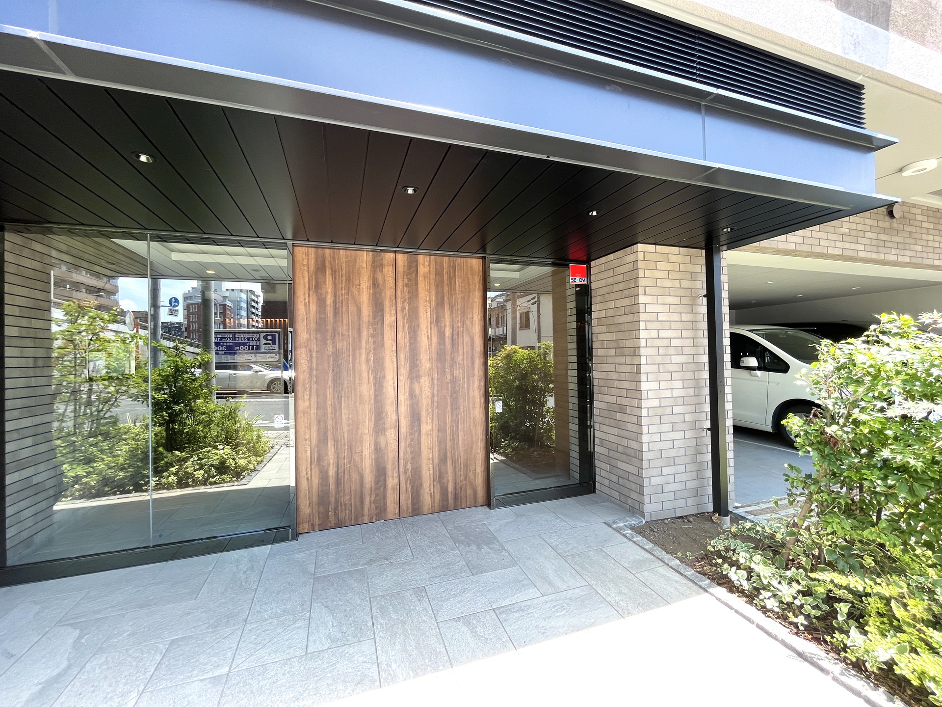 建物エントランス