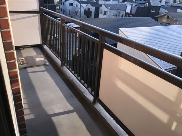 バルコニー