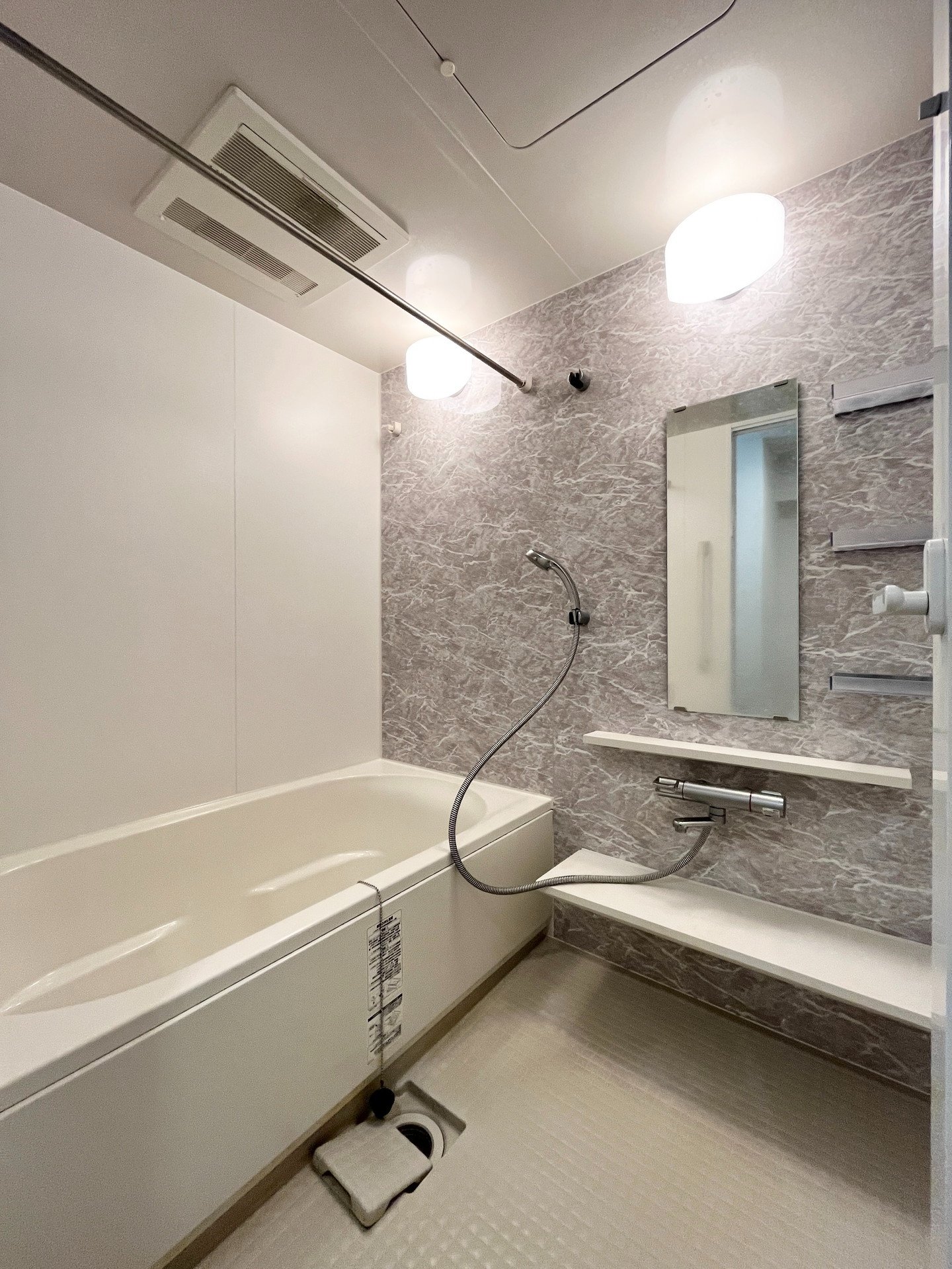 シャワールーム