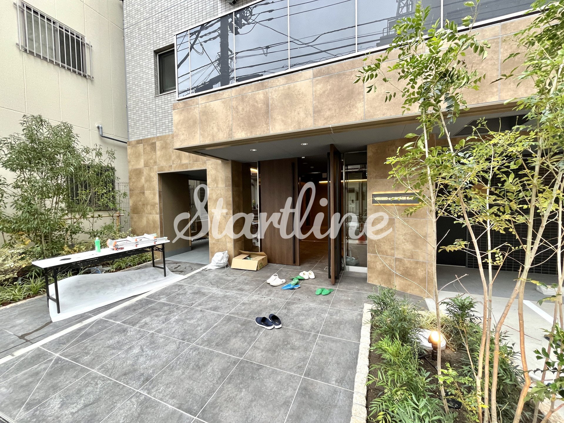 建物エントランス