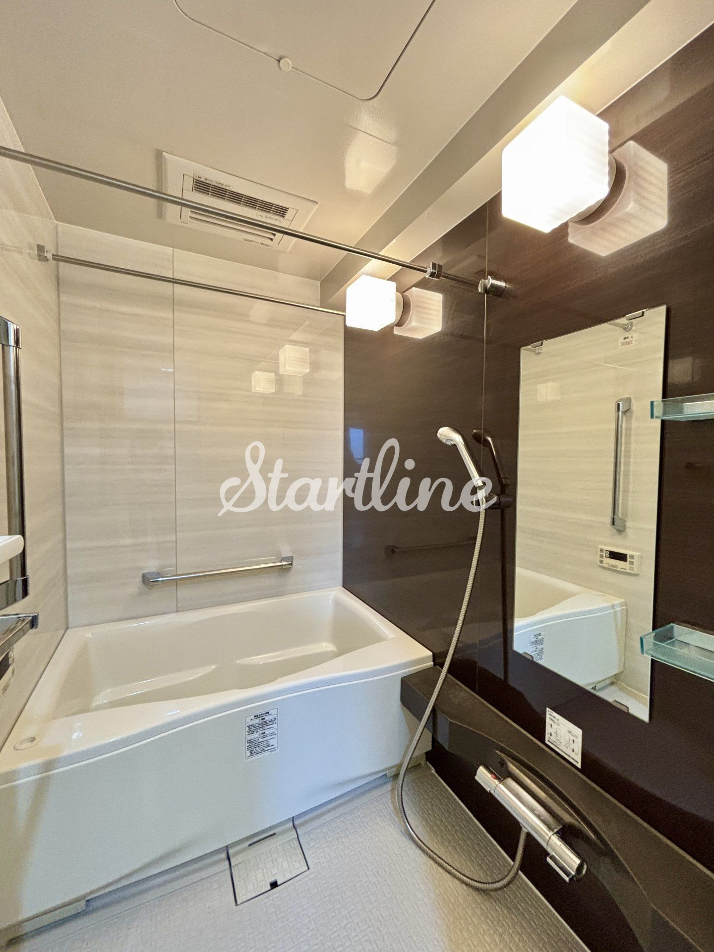 シャワールーム