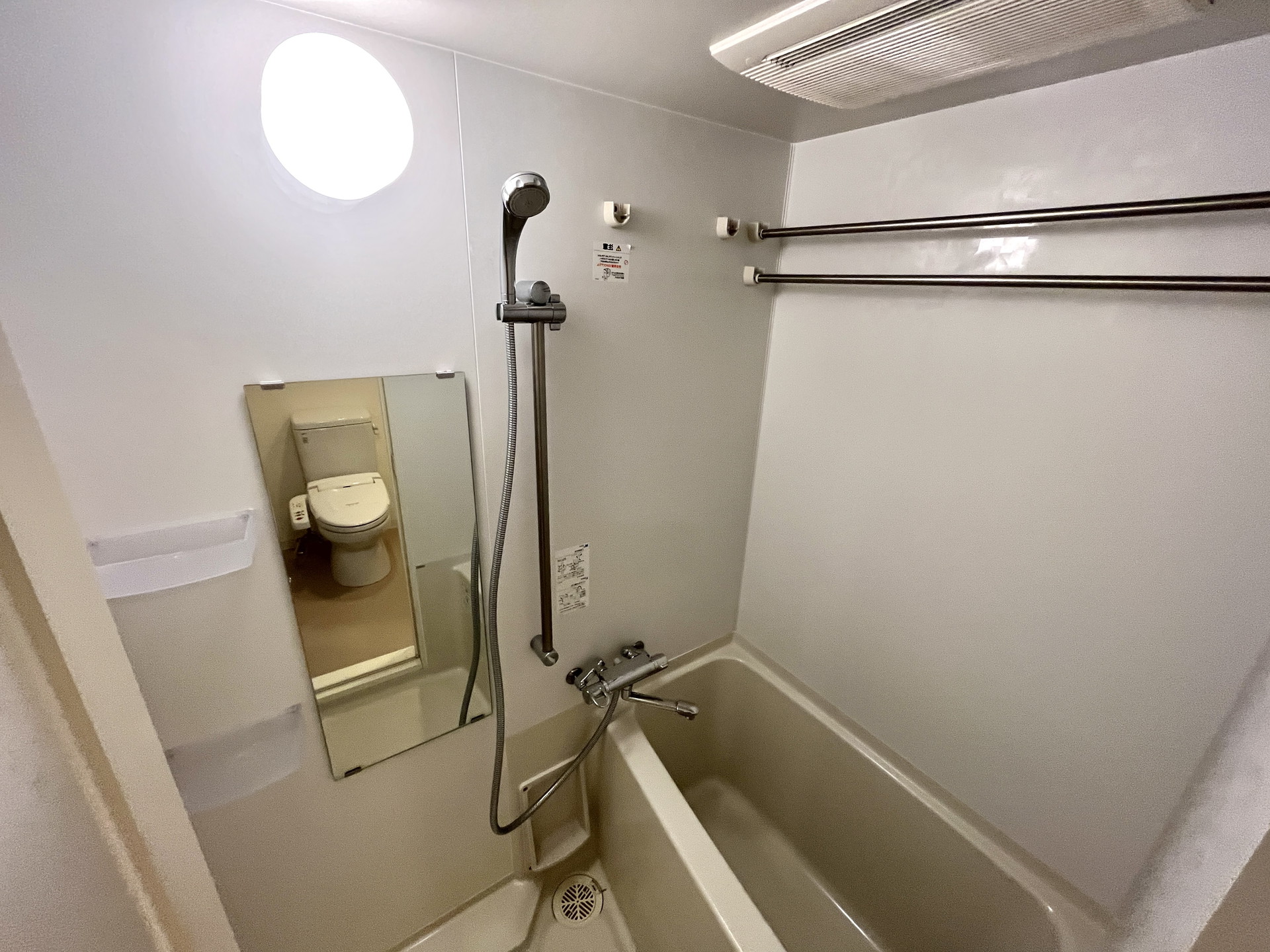 シャワールーム