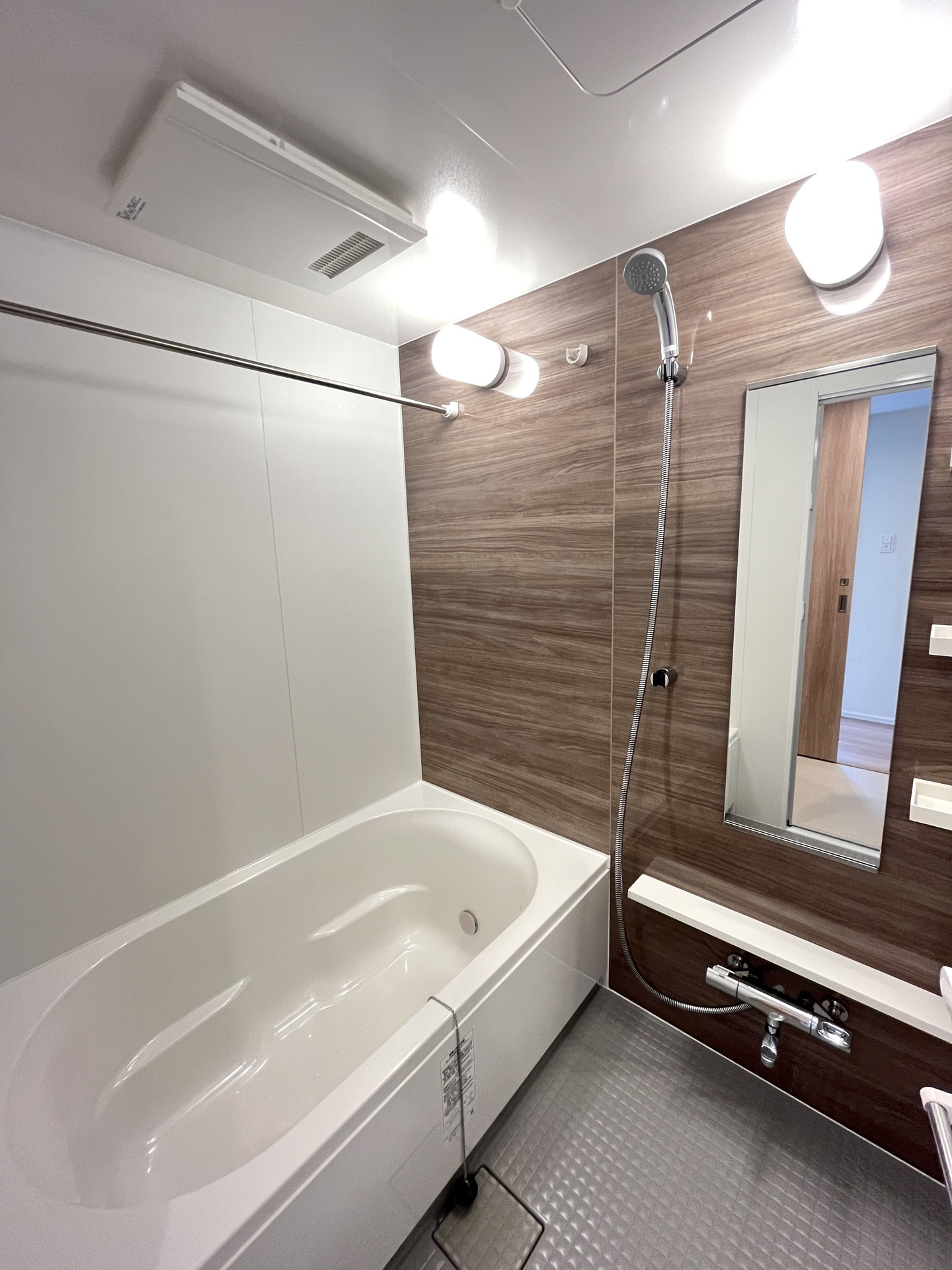 シャワールーム