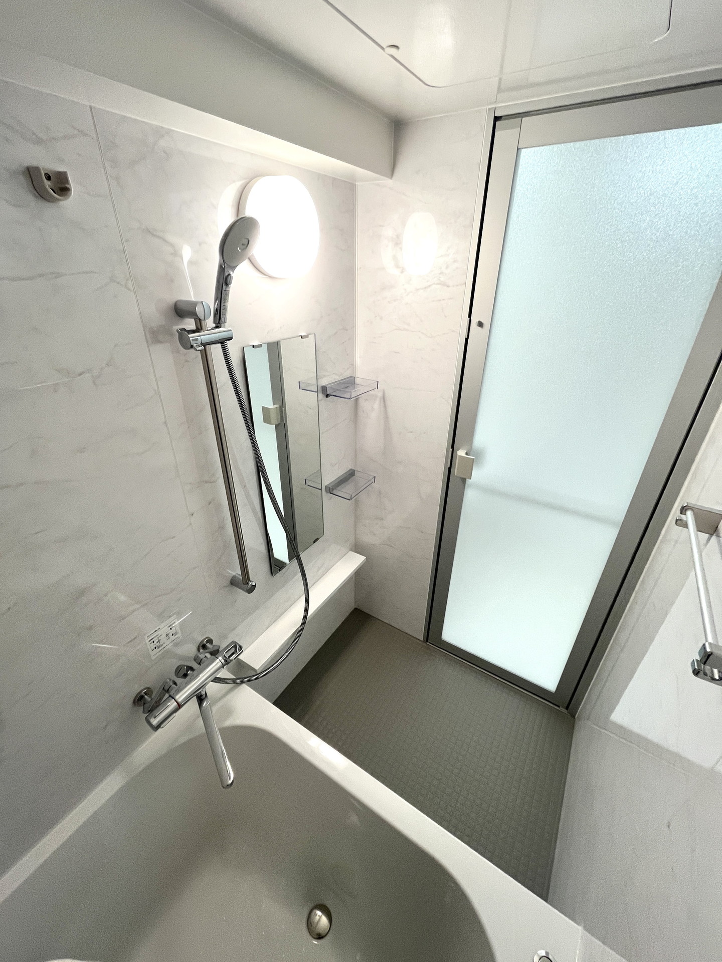 シャワールーム