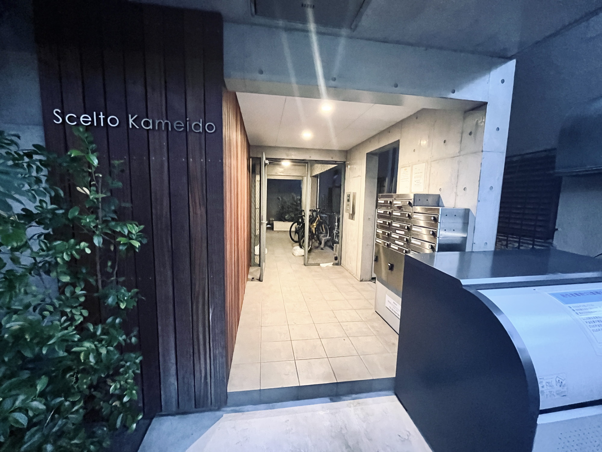 建物エントランス