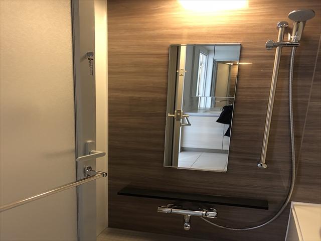 シャワールーム