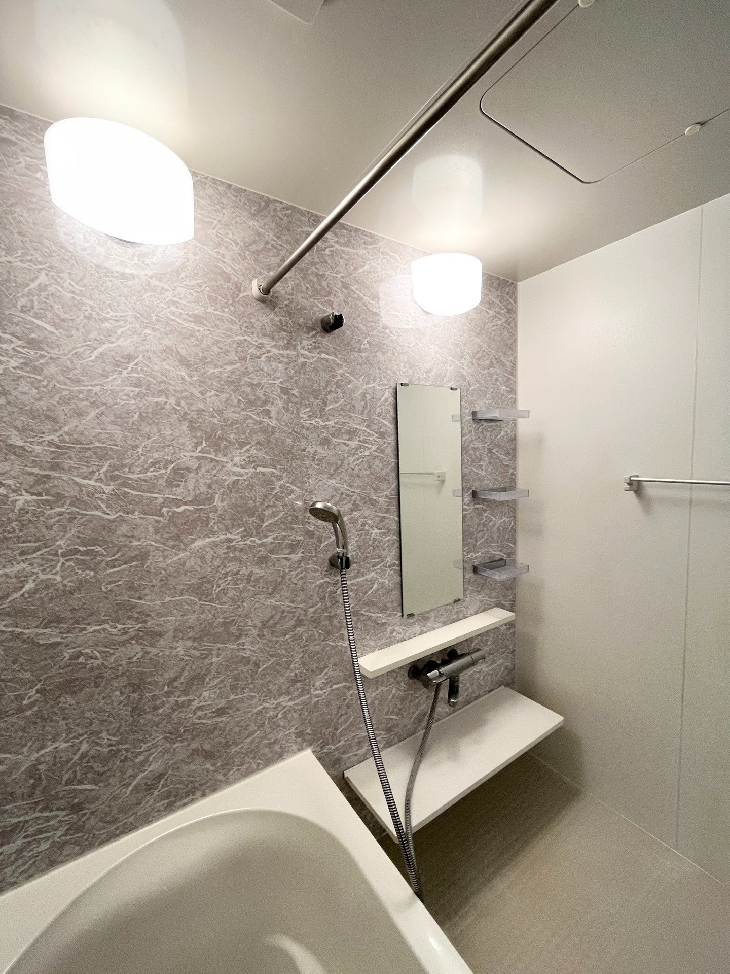 シャワールーム