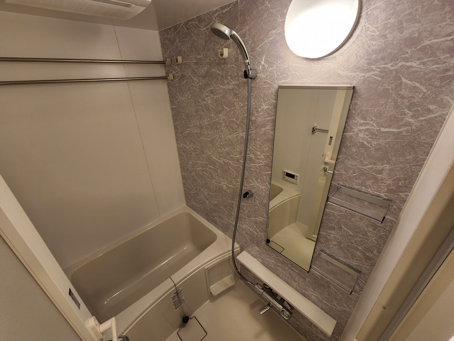 シャワールーム