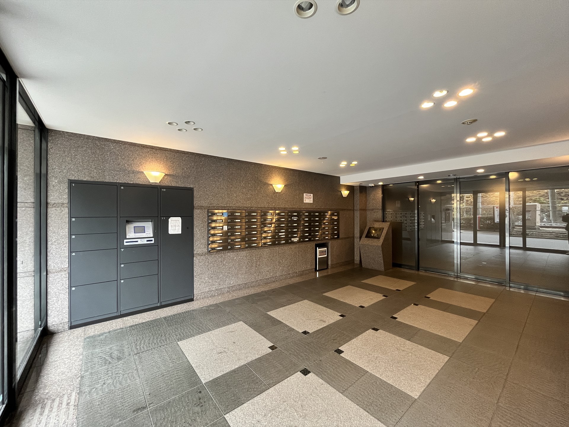 建物エントランス