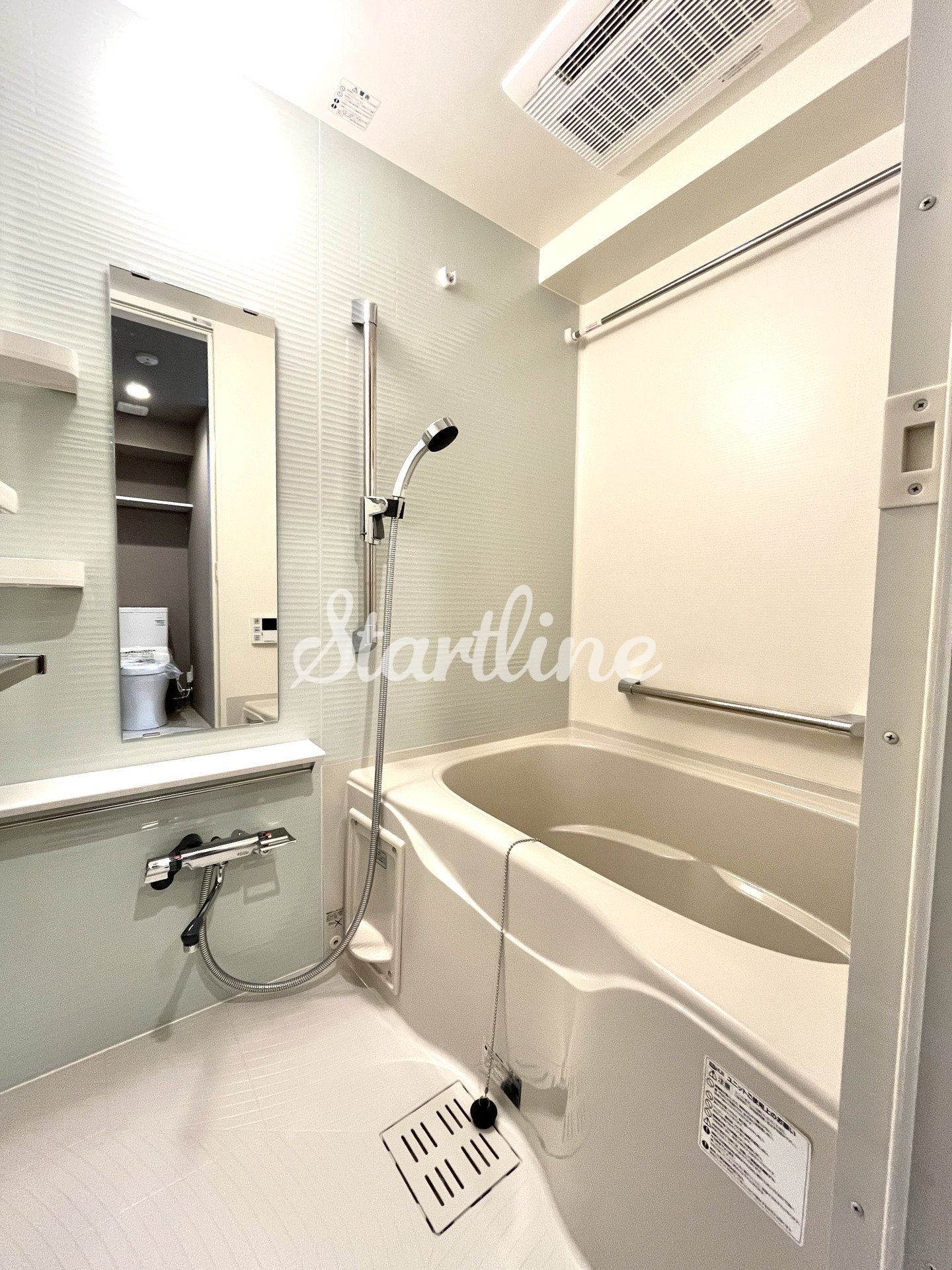 シャワールーム