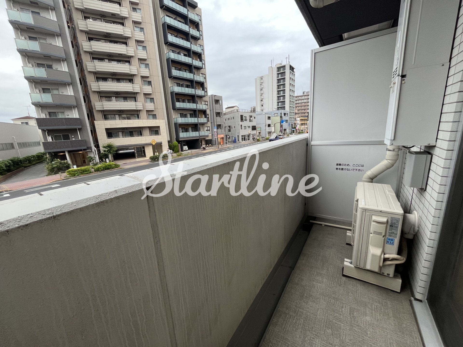 バルコニー