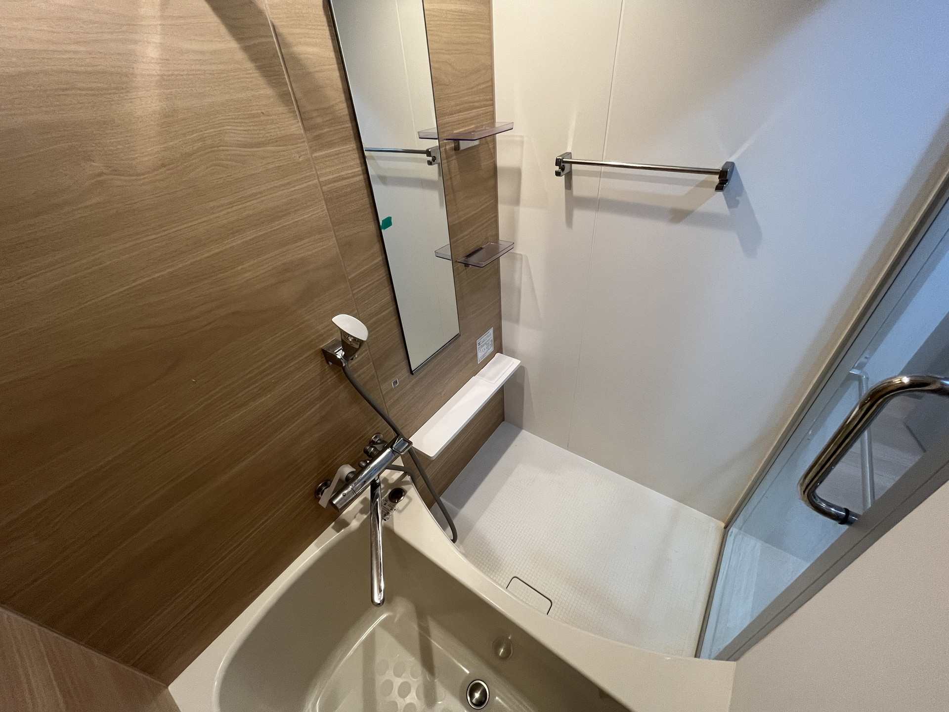 シャワールーム