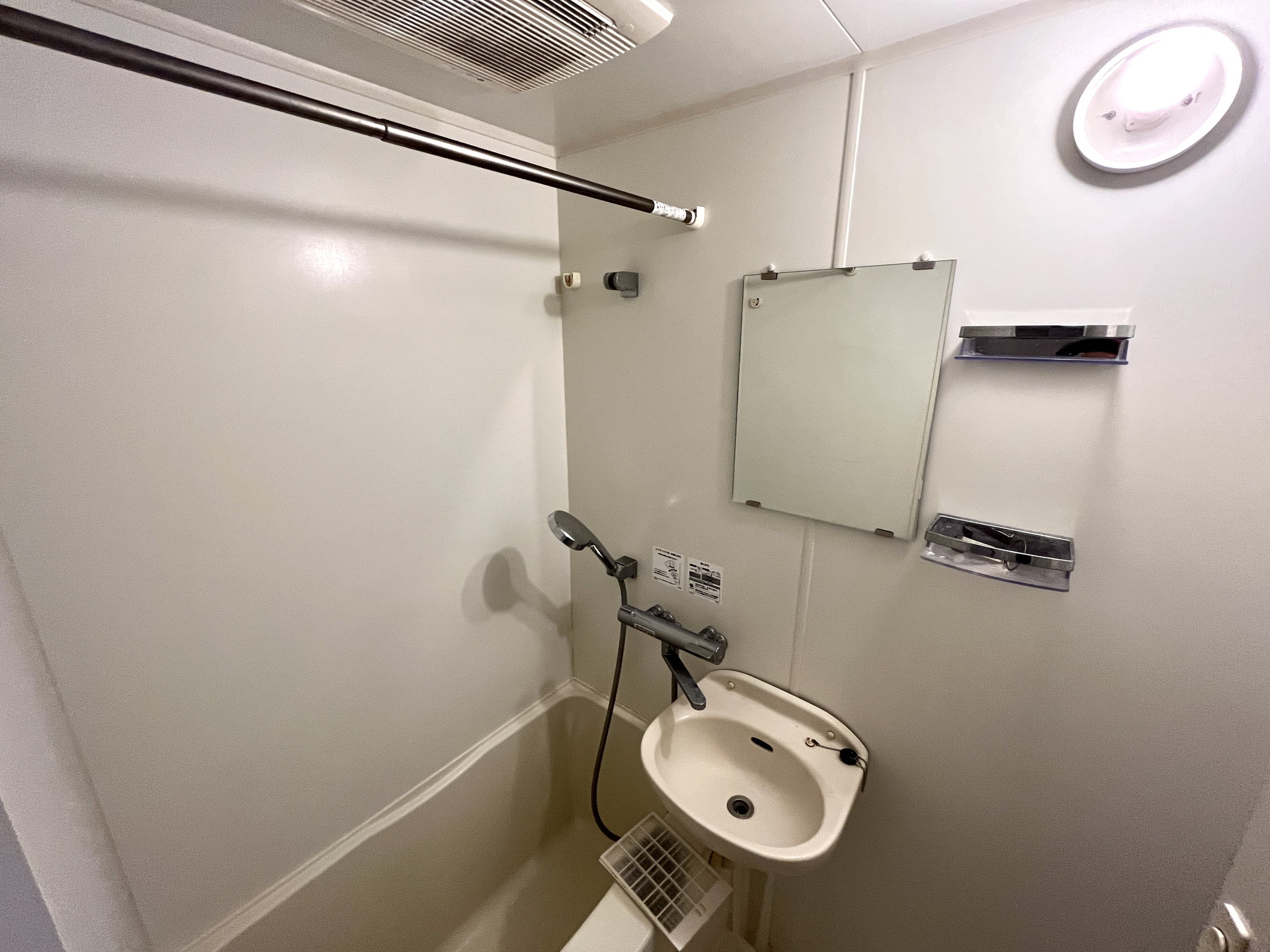 シャワールーム