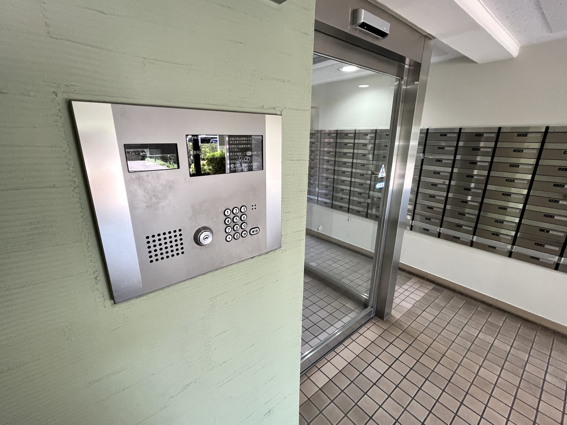 建物エントランス