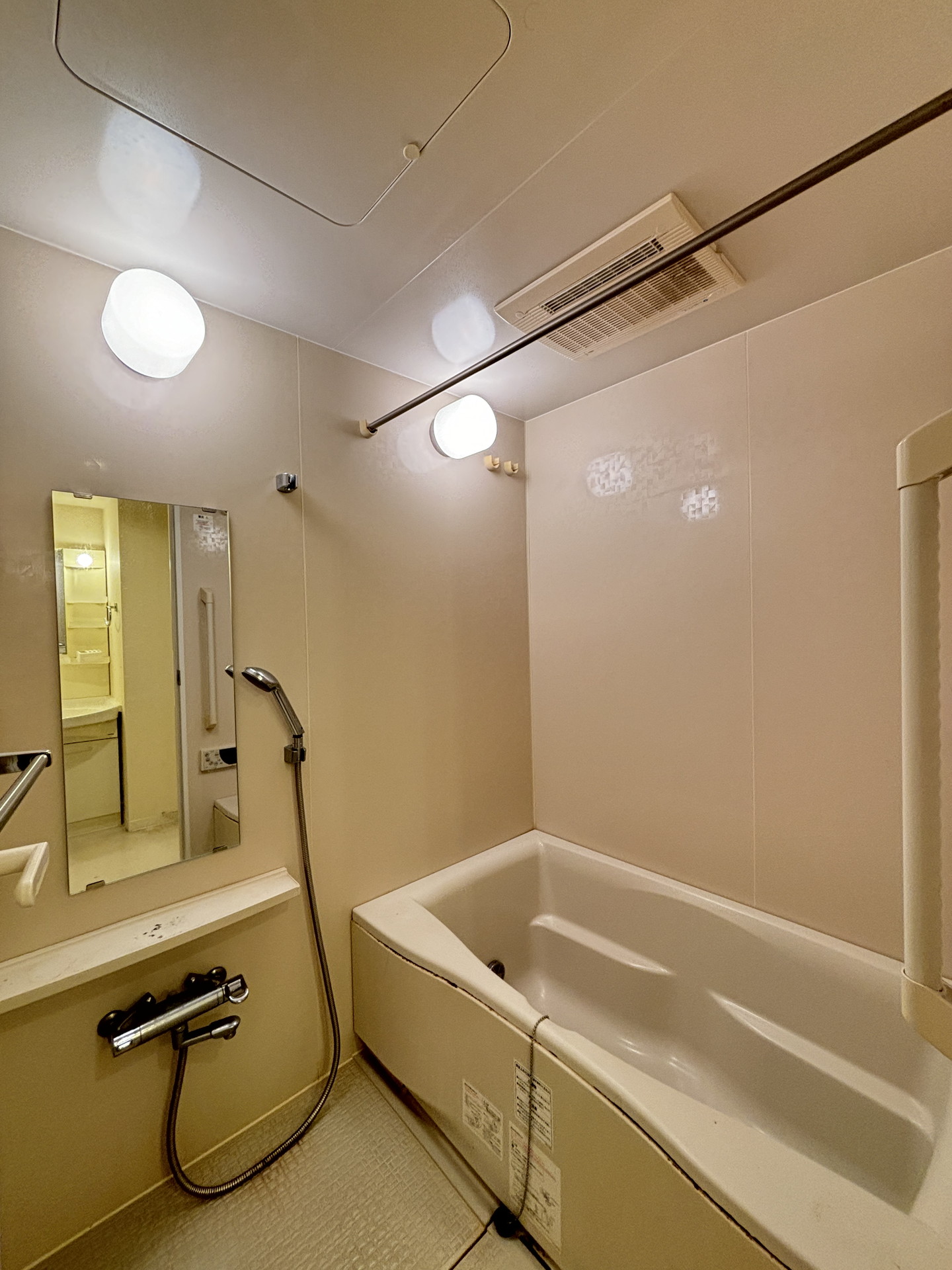 シャワールーム