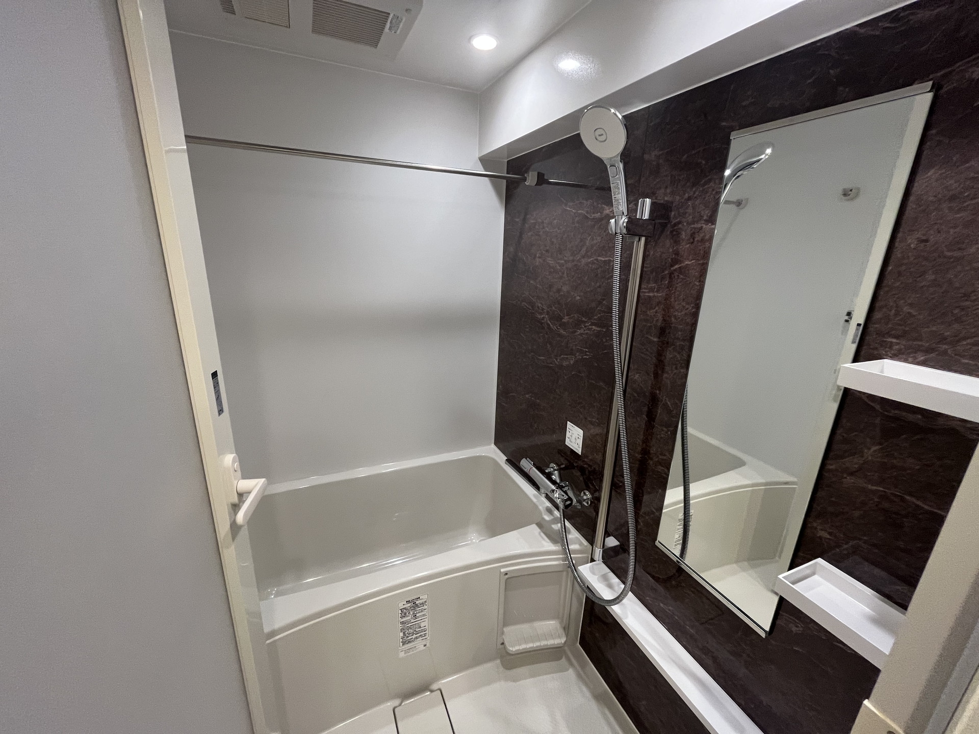 シャワールーム