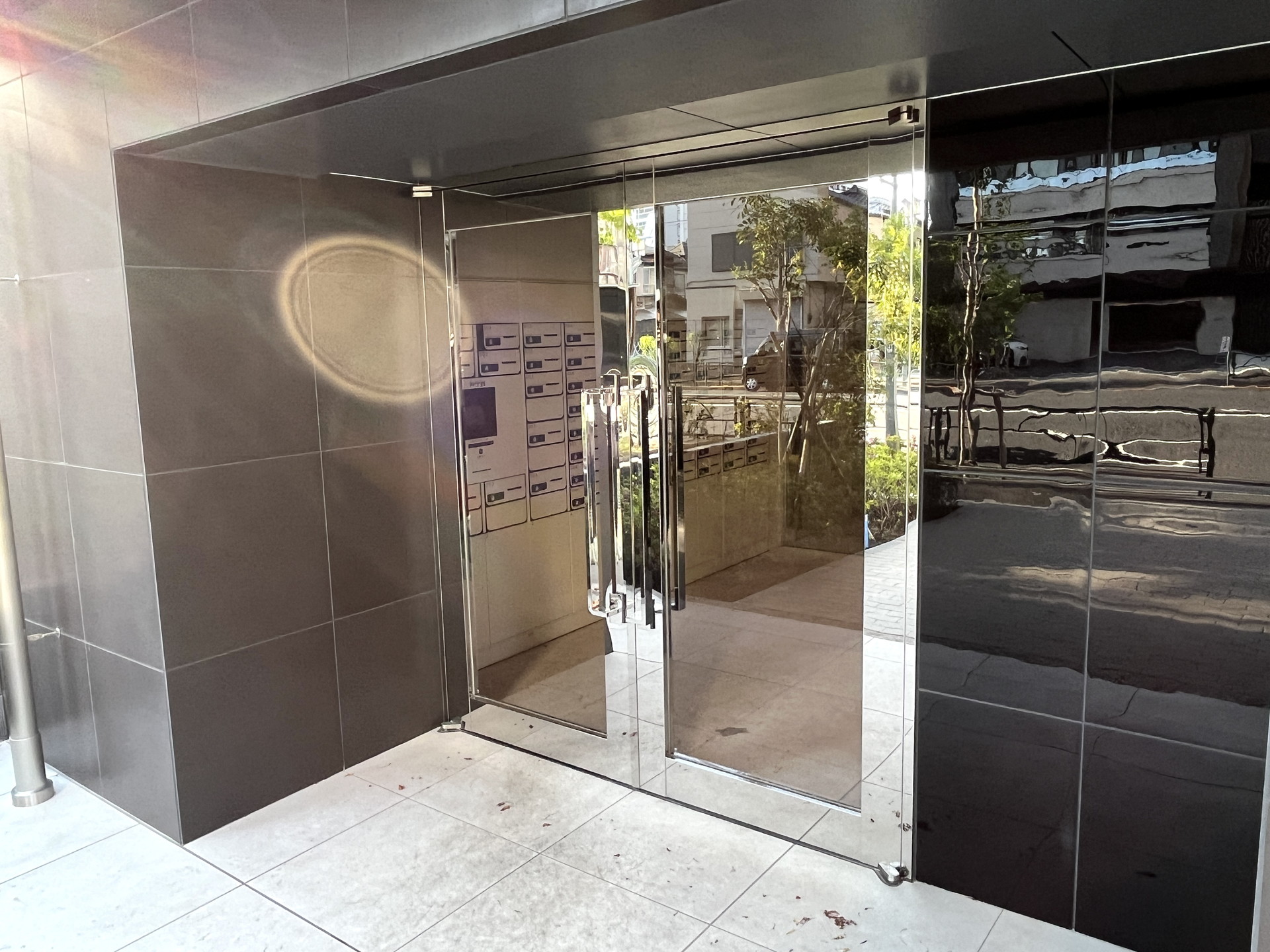 建物エントランス