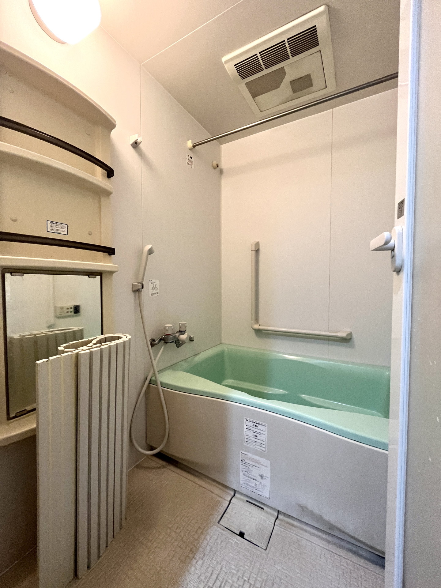 シャワールーム