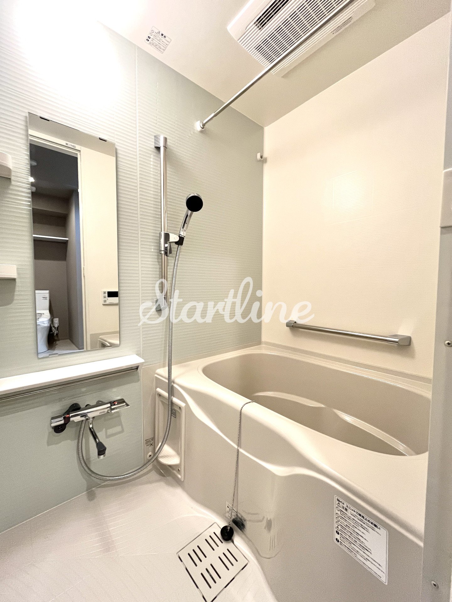 シャワールーム