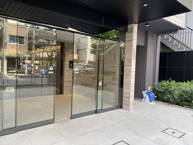建物エントランス