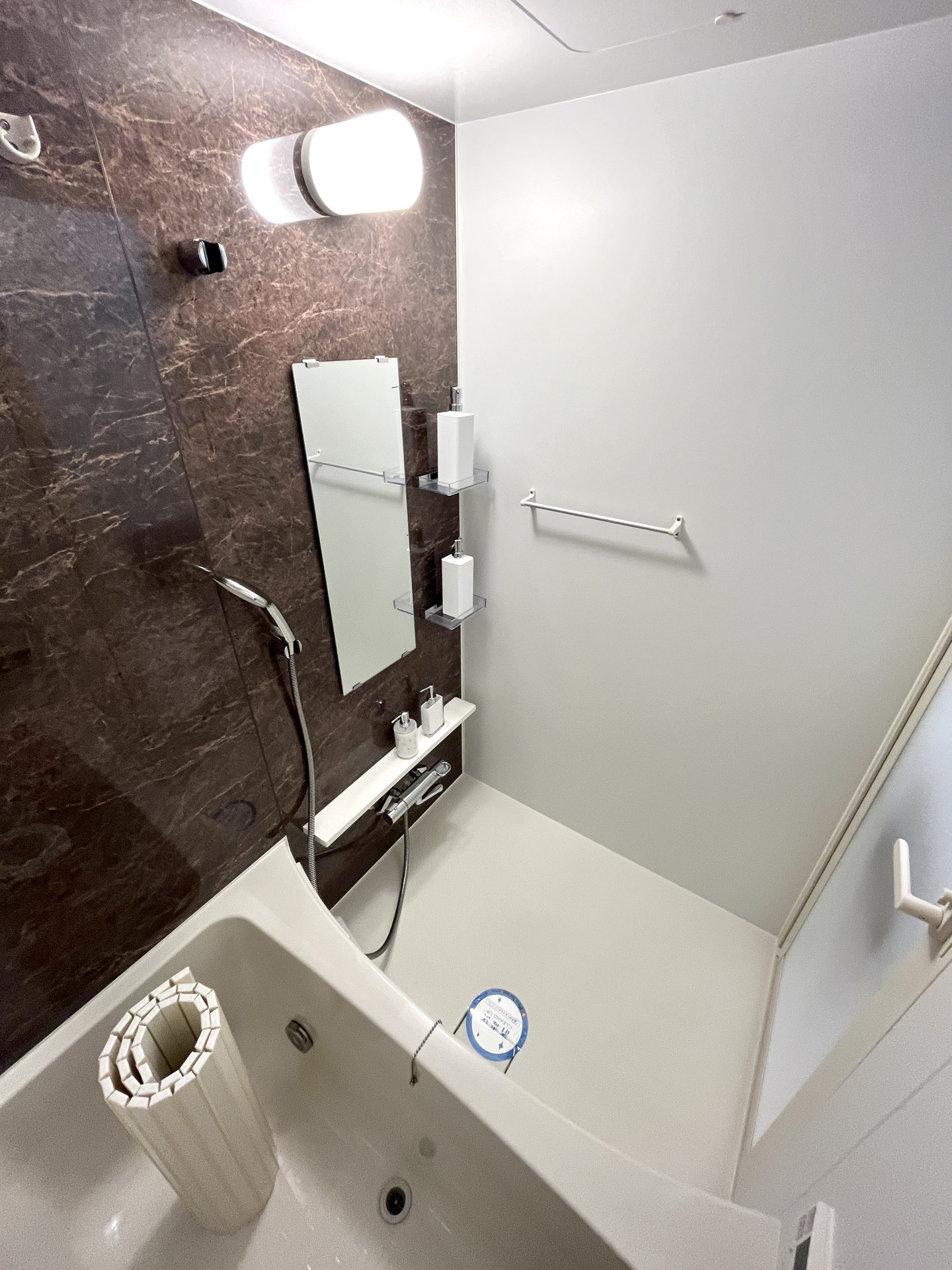 シャワールーム