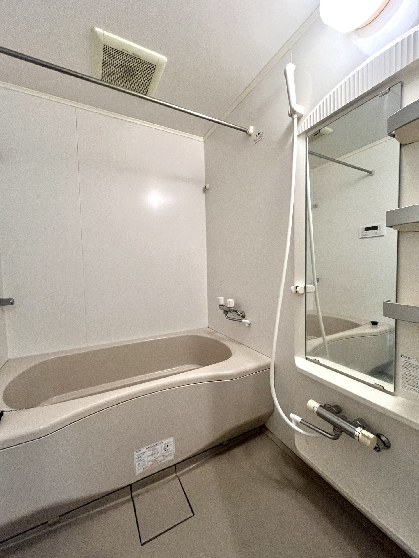 シャワールーム