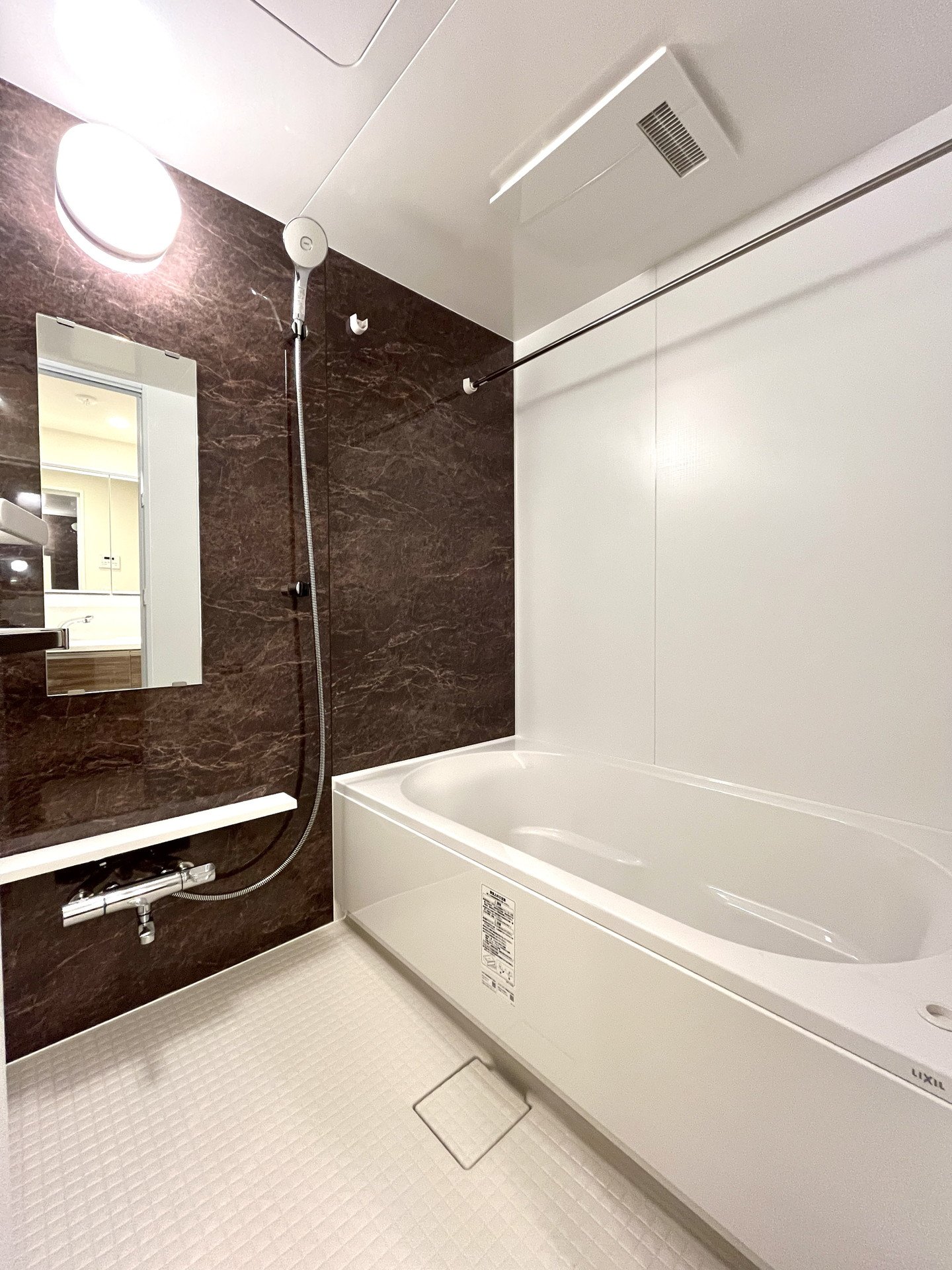 シャワールーム