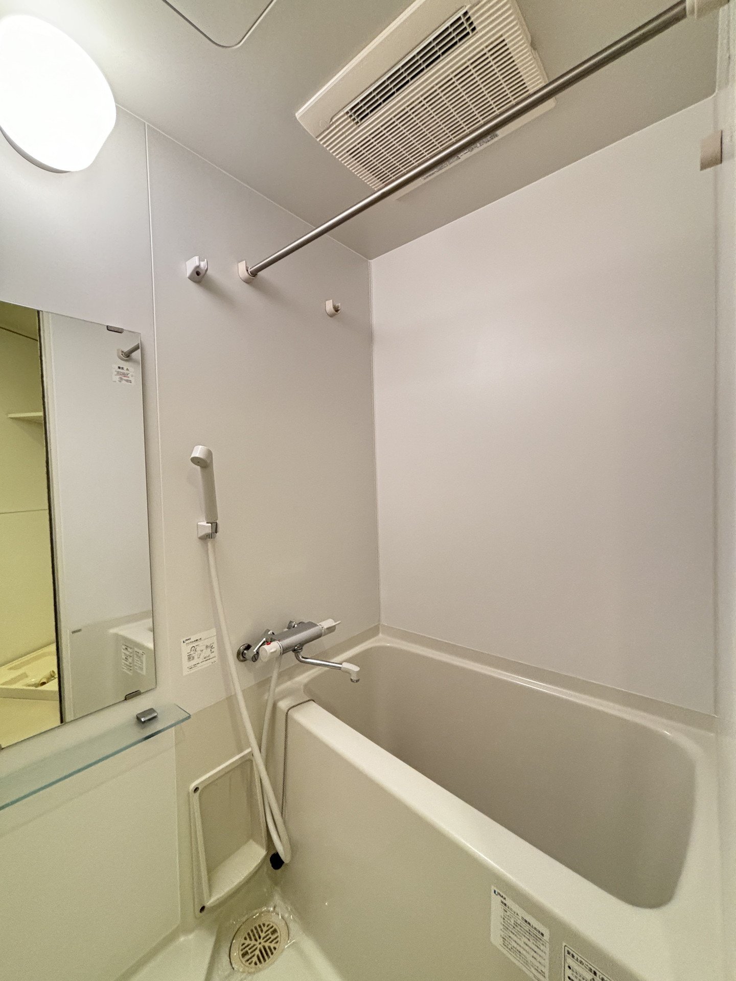 シャワールーム