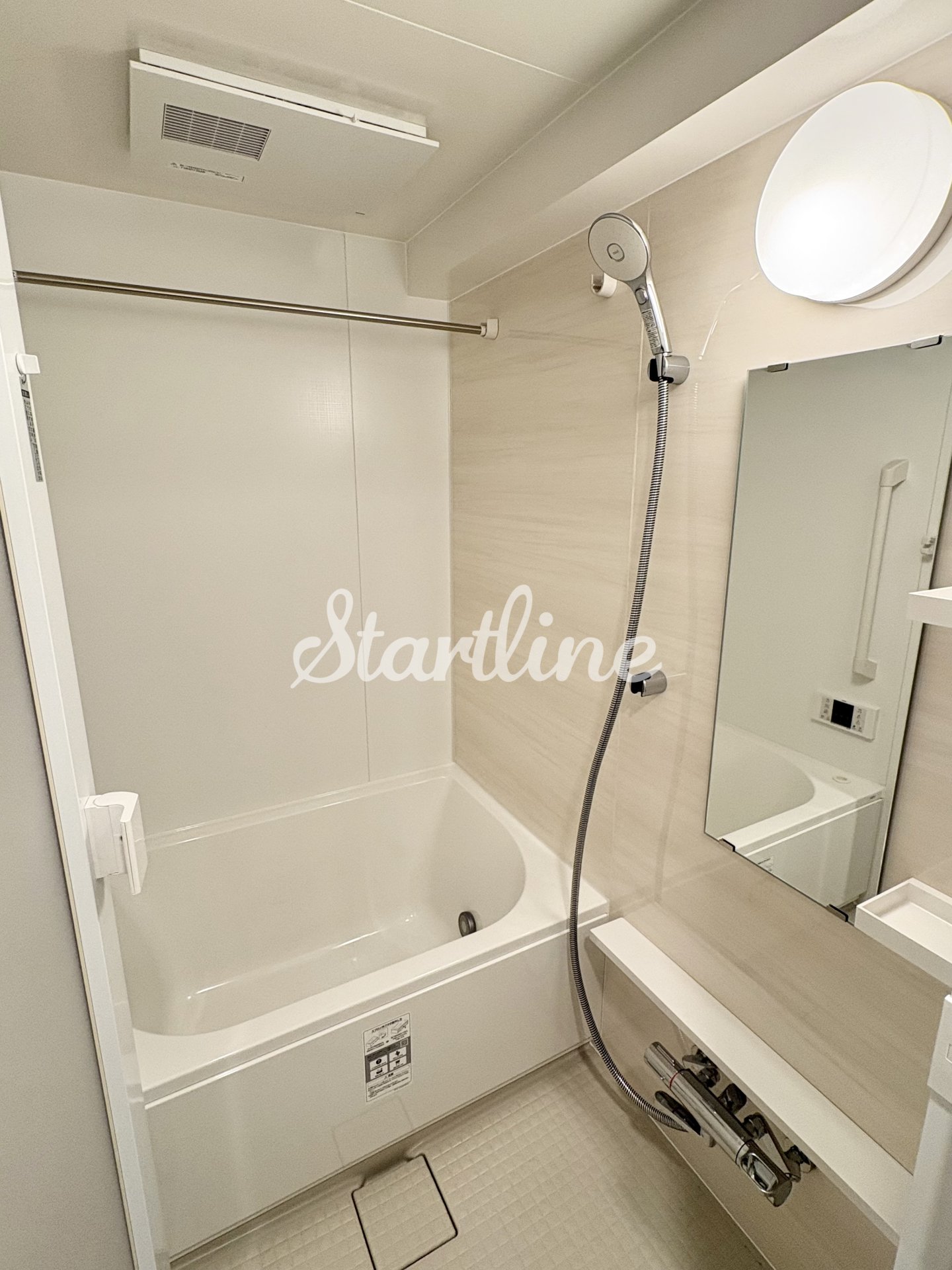 シャワールーム