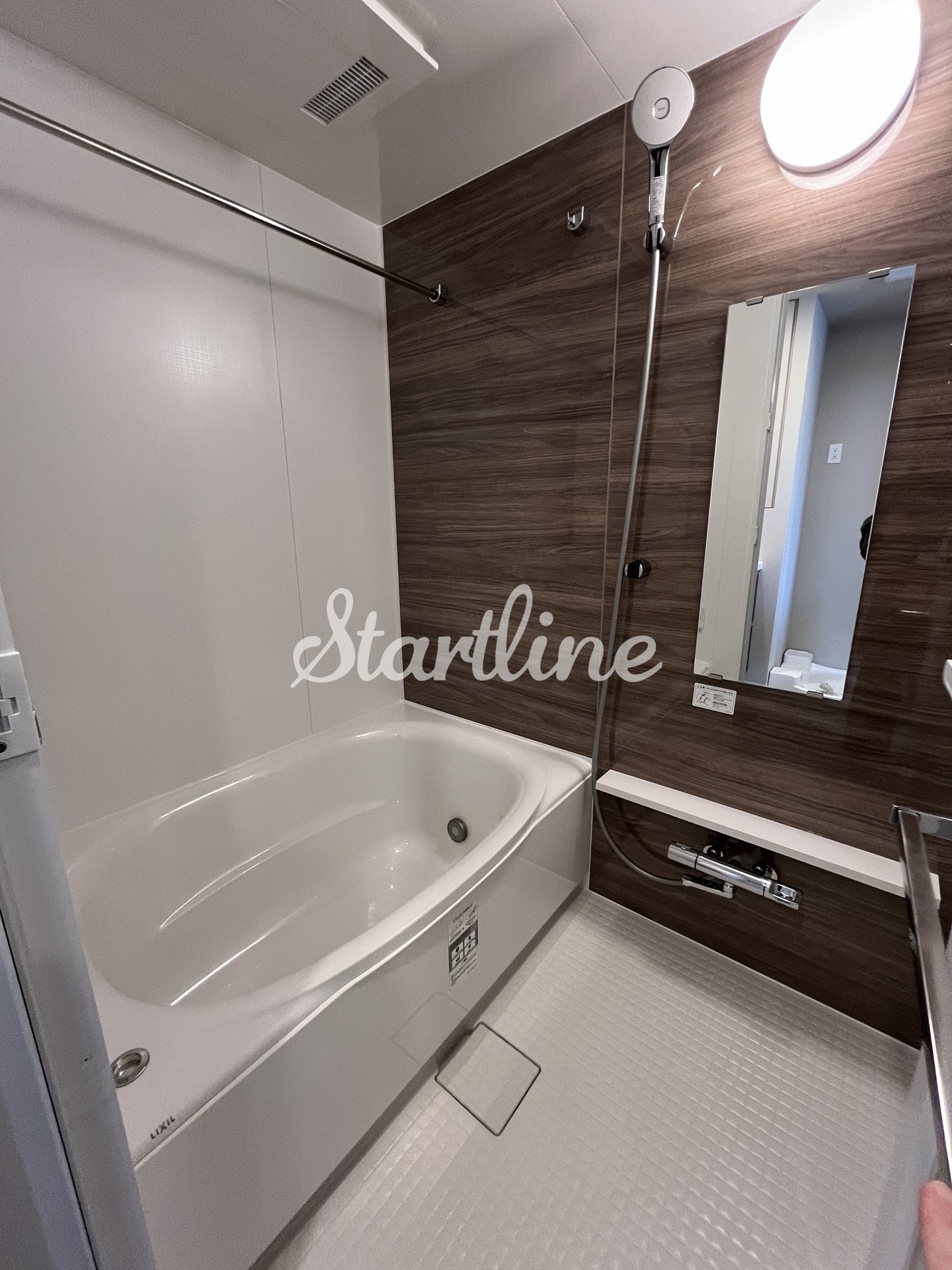 シャワールーム