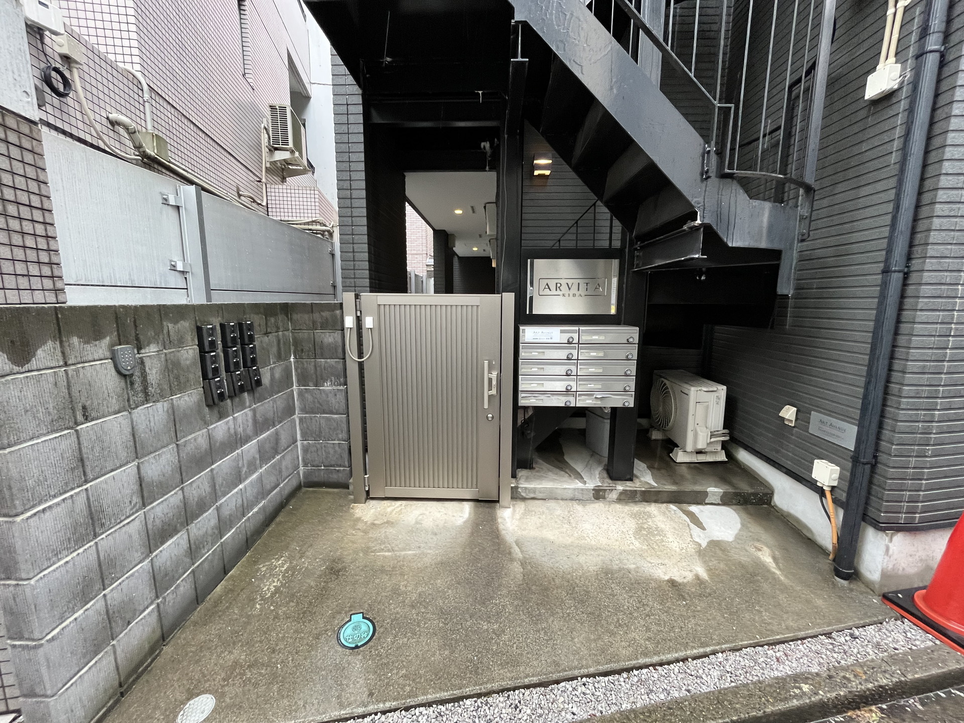 建物エントランス