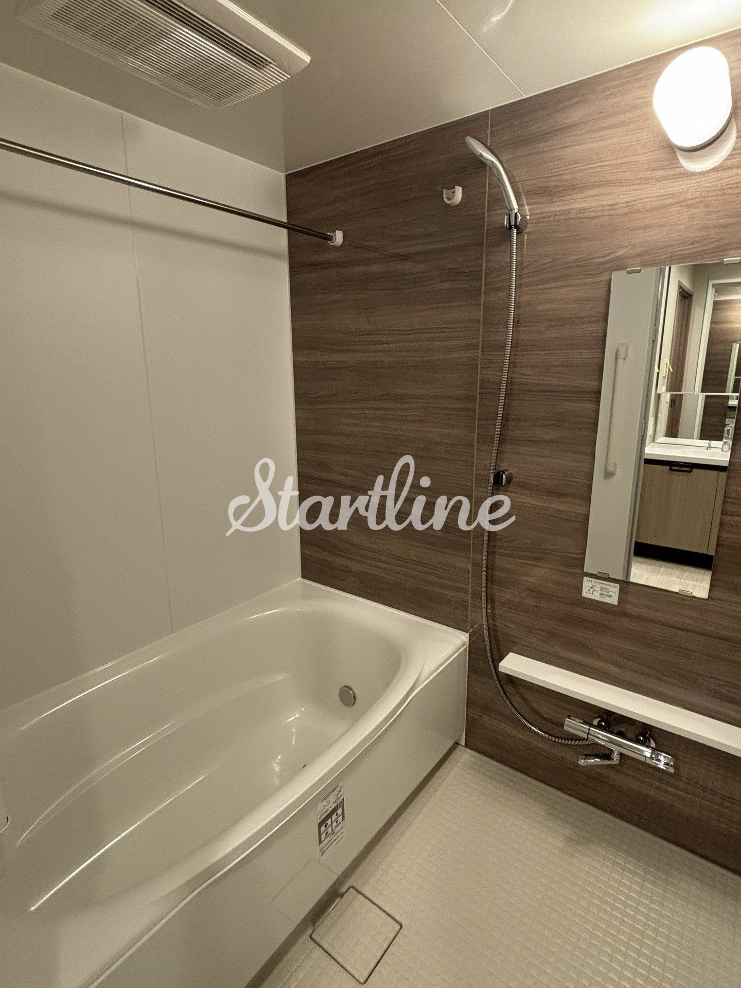 シャワールーム