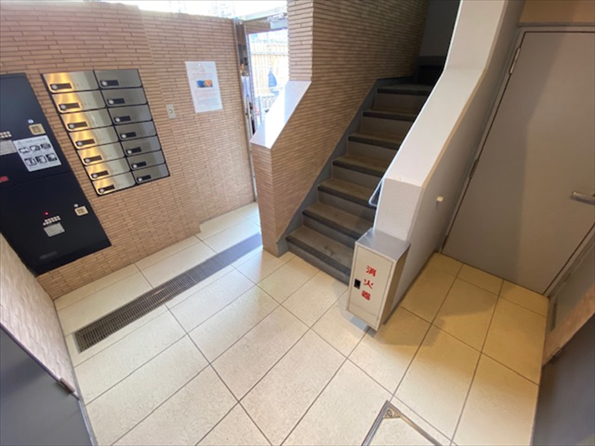 建物エントランス