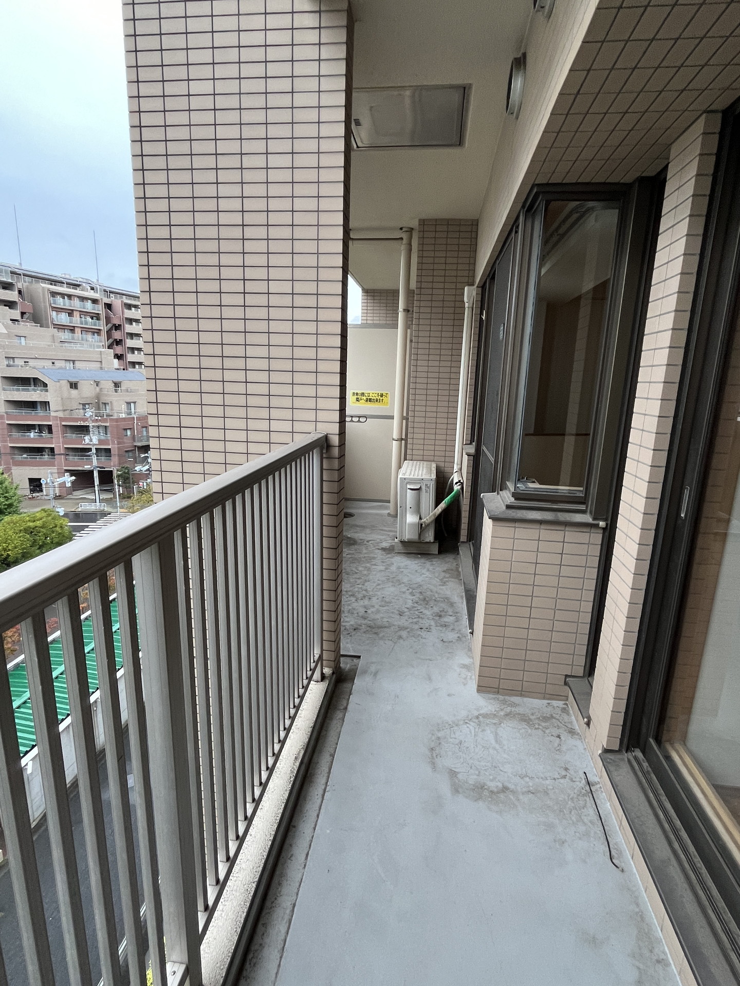 バルコニー