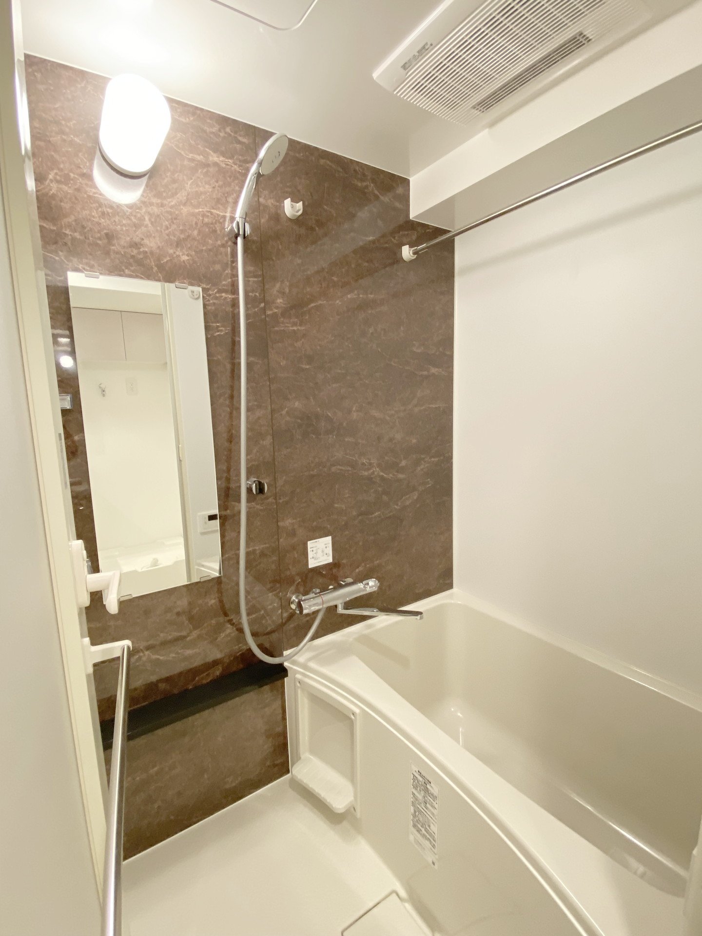 シャワールーム