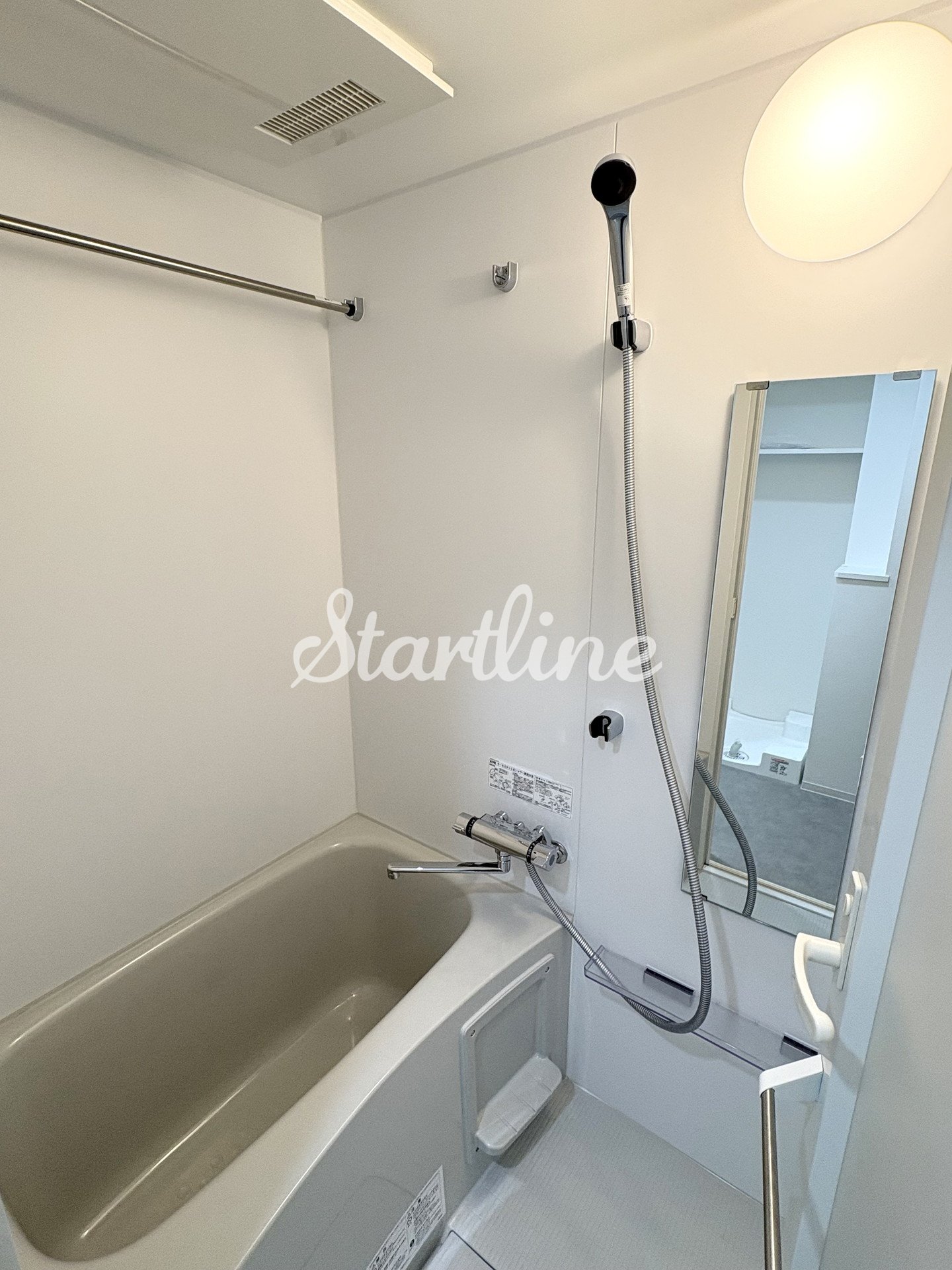 シャワールーム