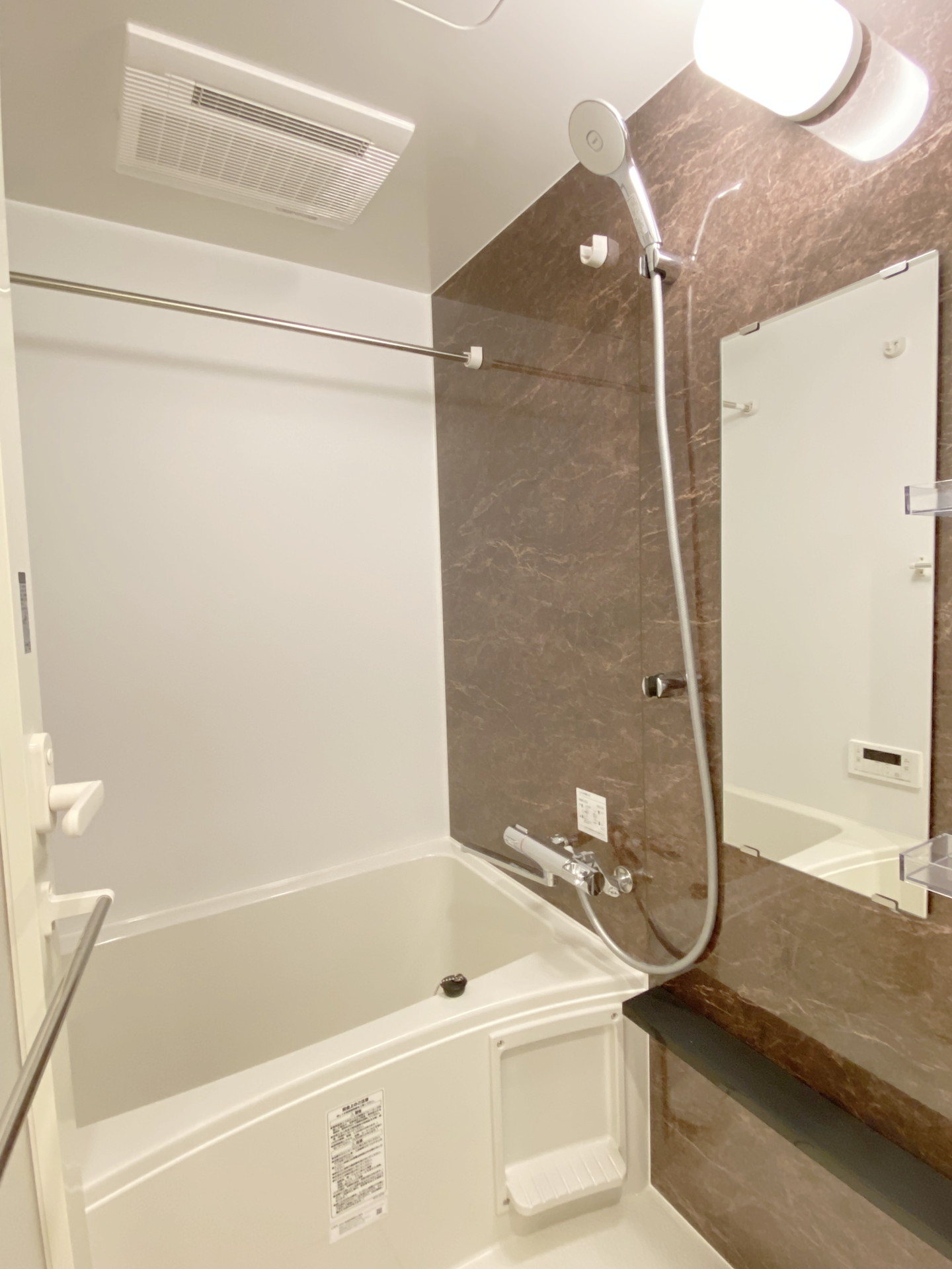 シャワールーム