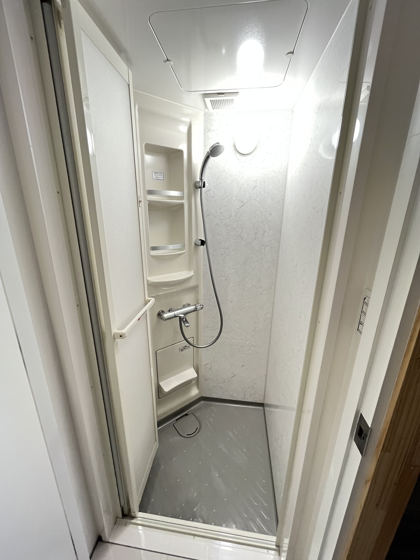 シャワールーム