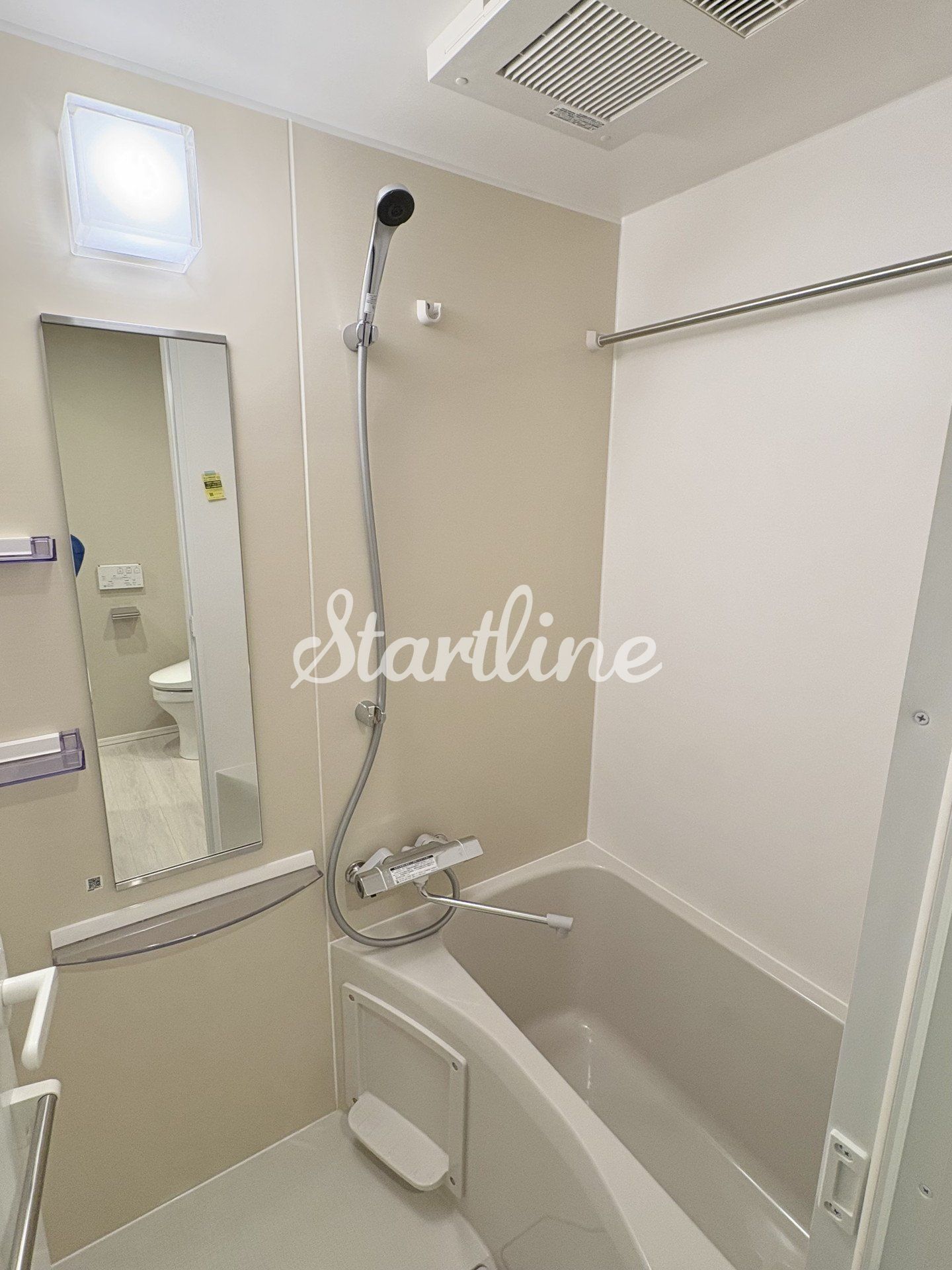 シャワールーム