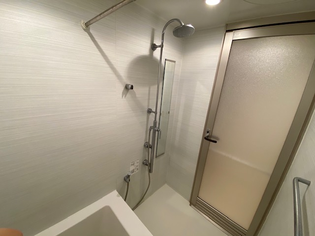 シャワールーム