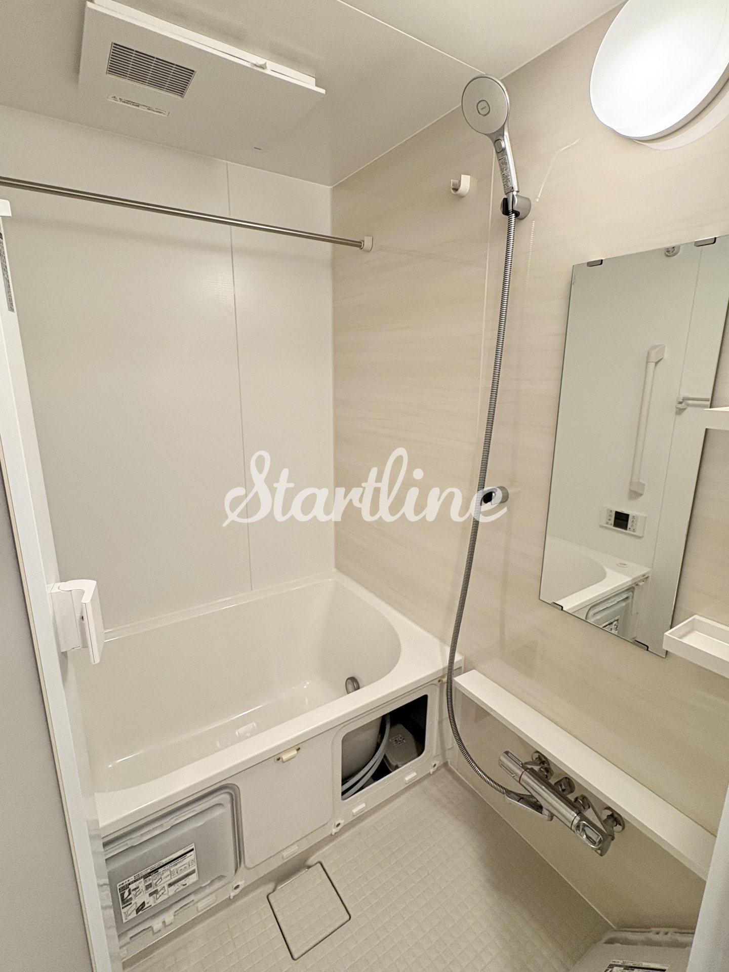 シャワールーム