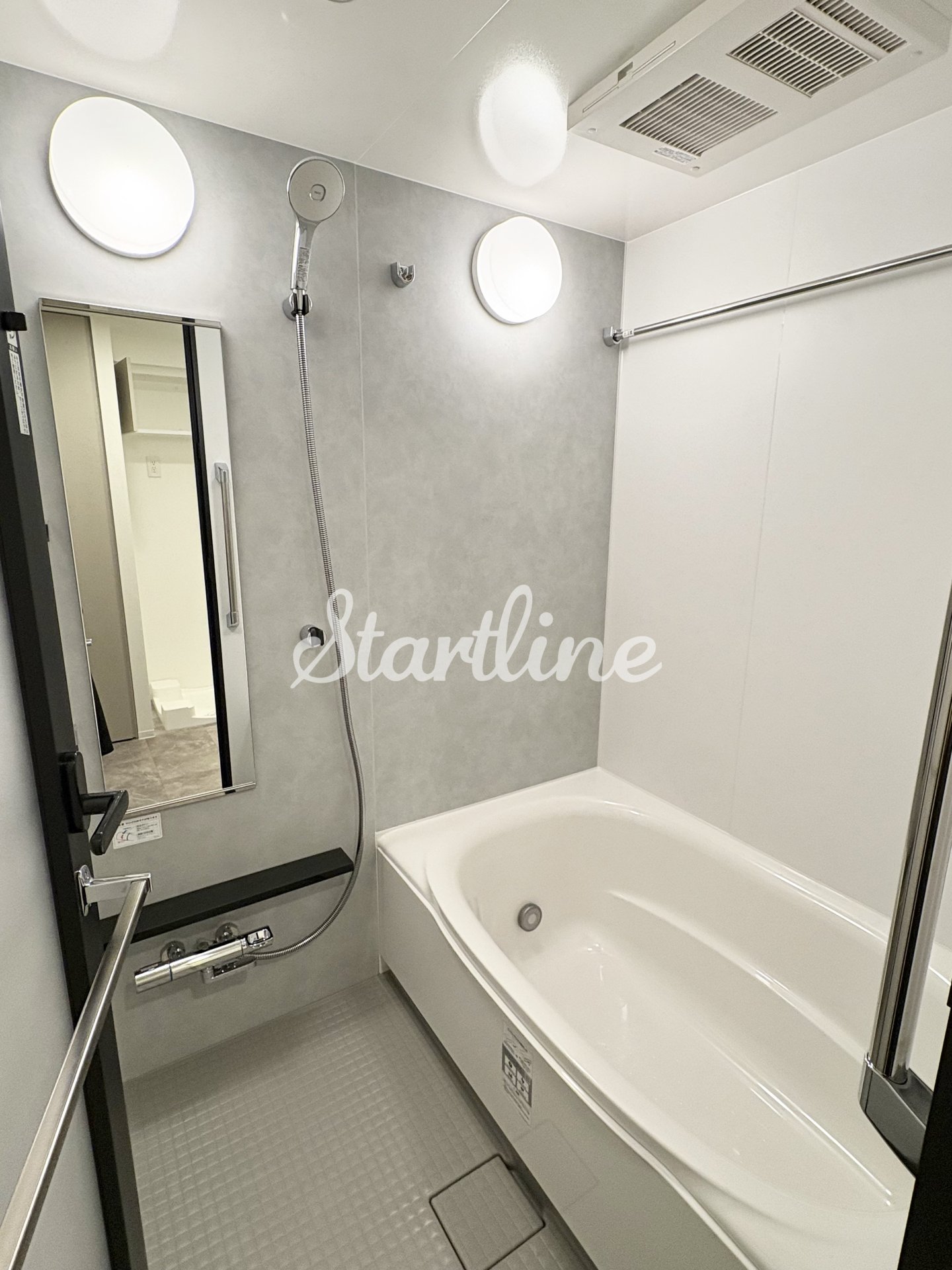 シャワールーム