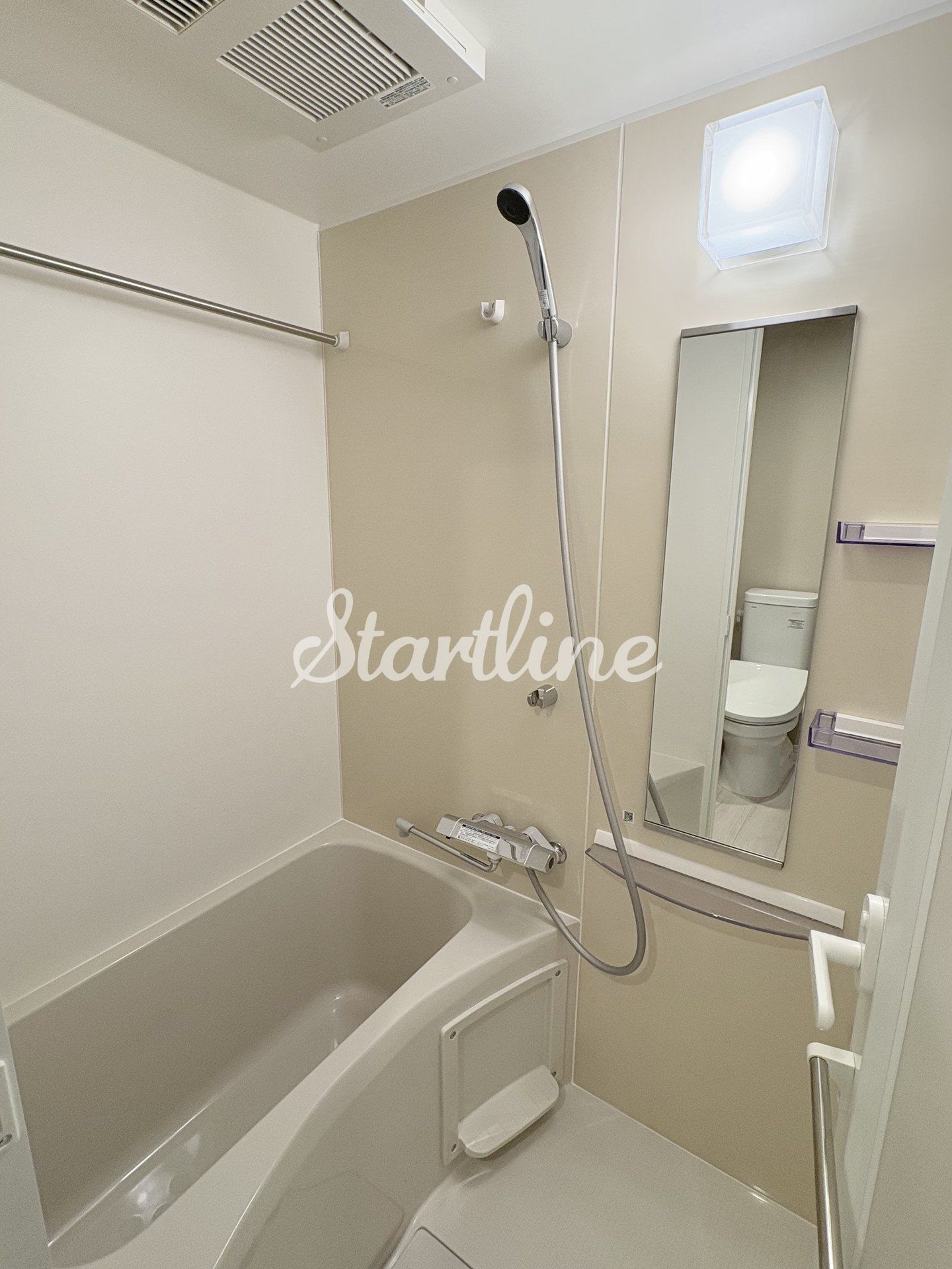 シャワールーム