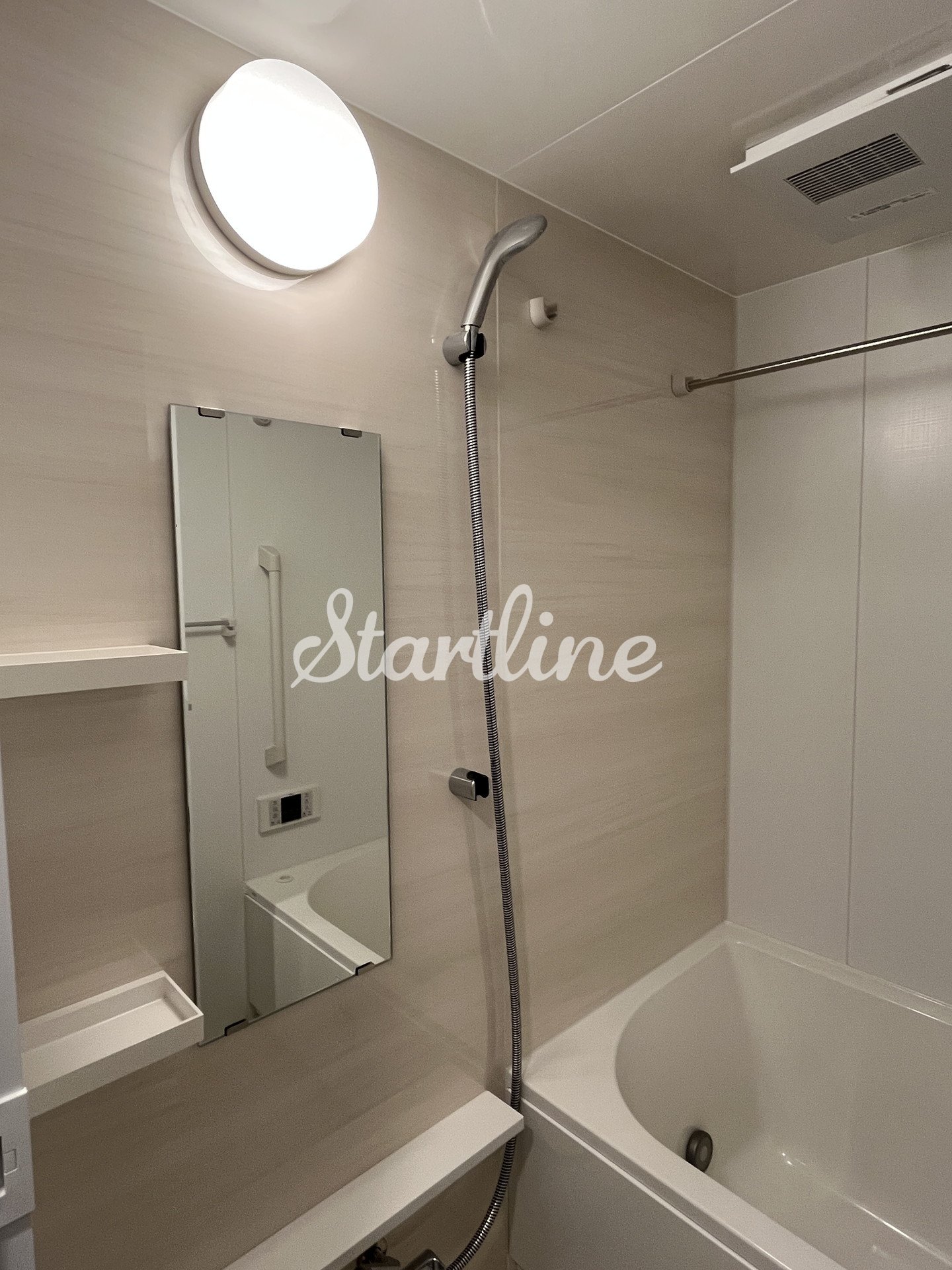 シャワールーム