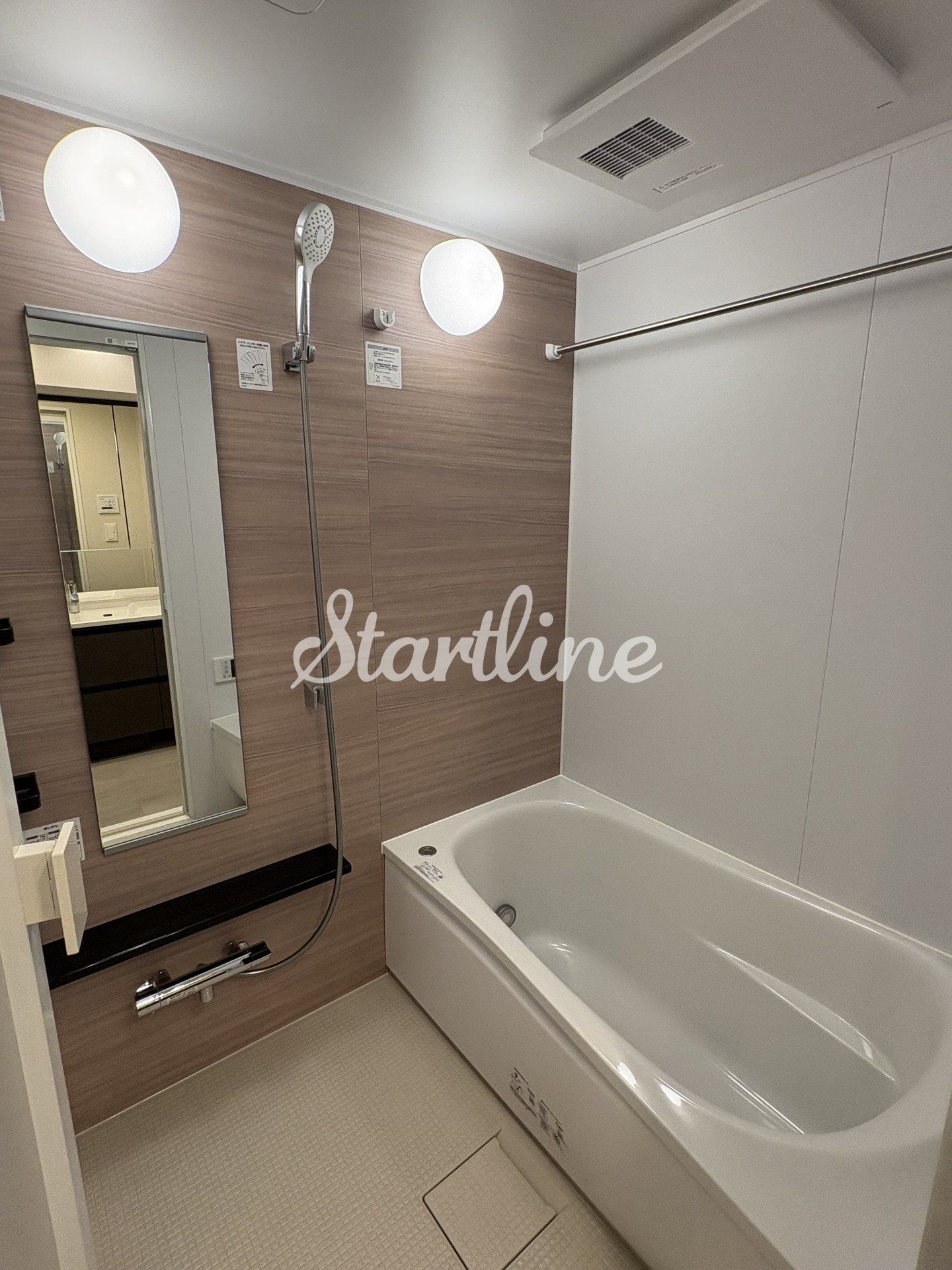 シャワールーム