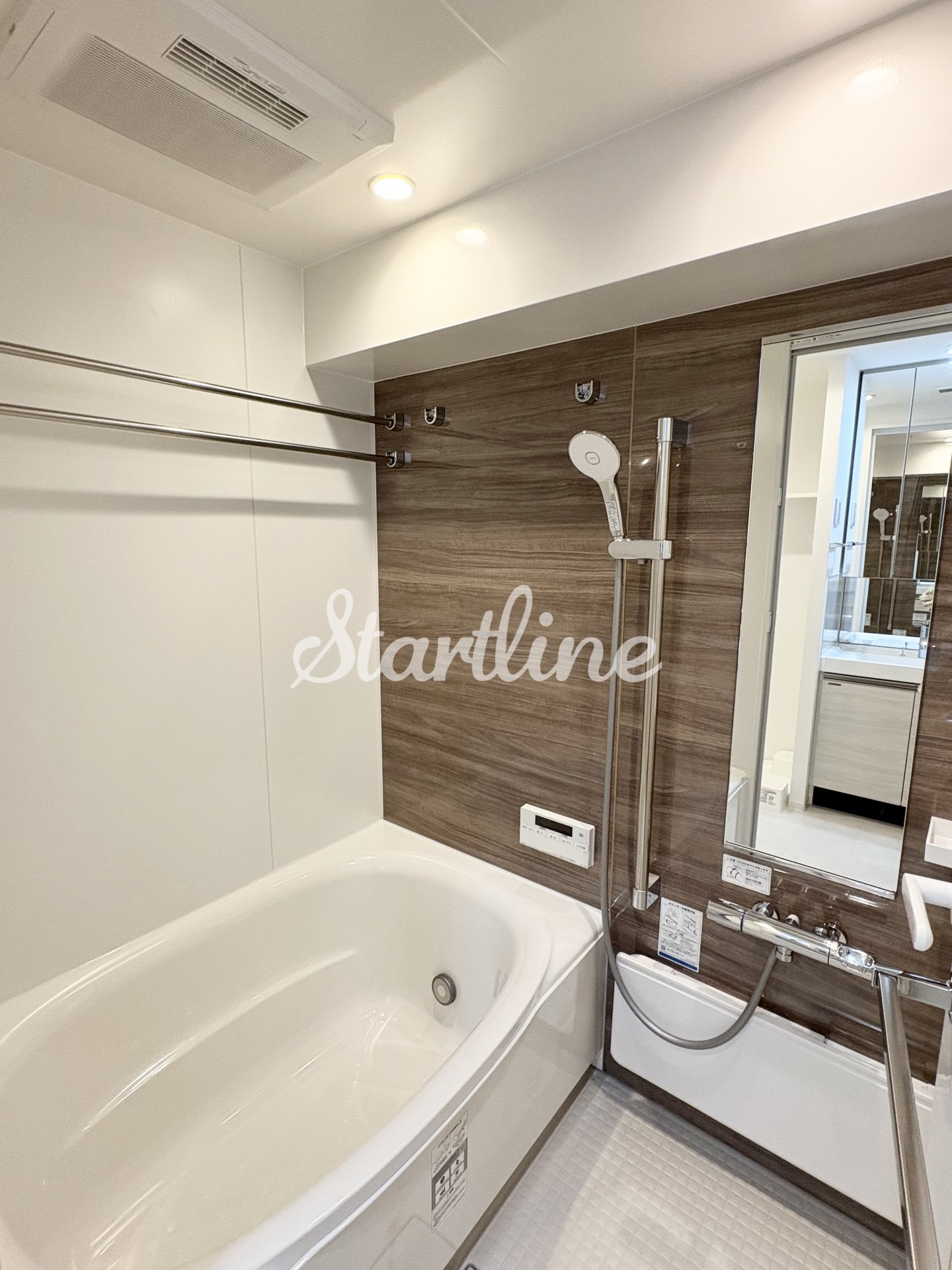 シャワールーム