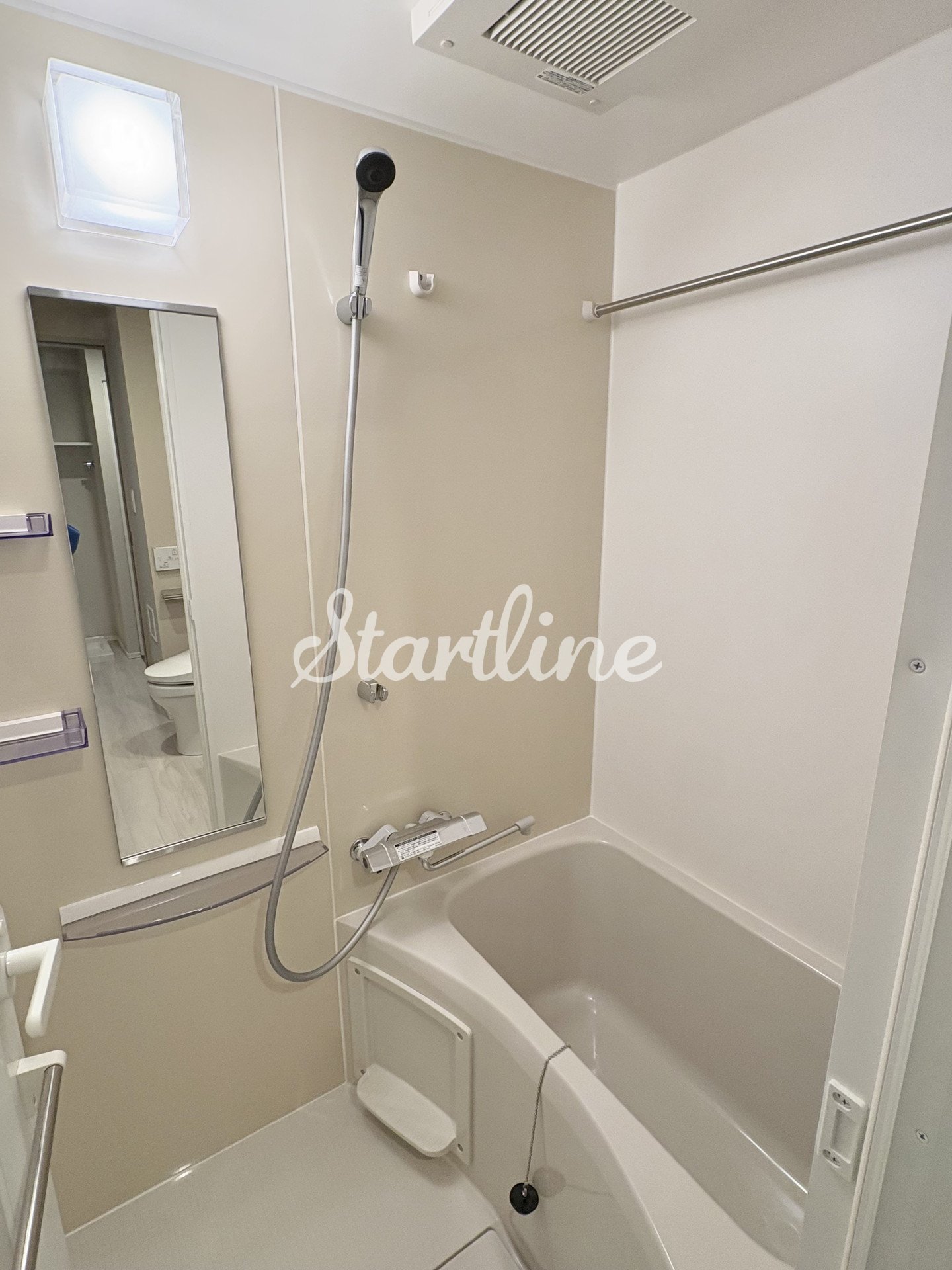 シャワールーム